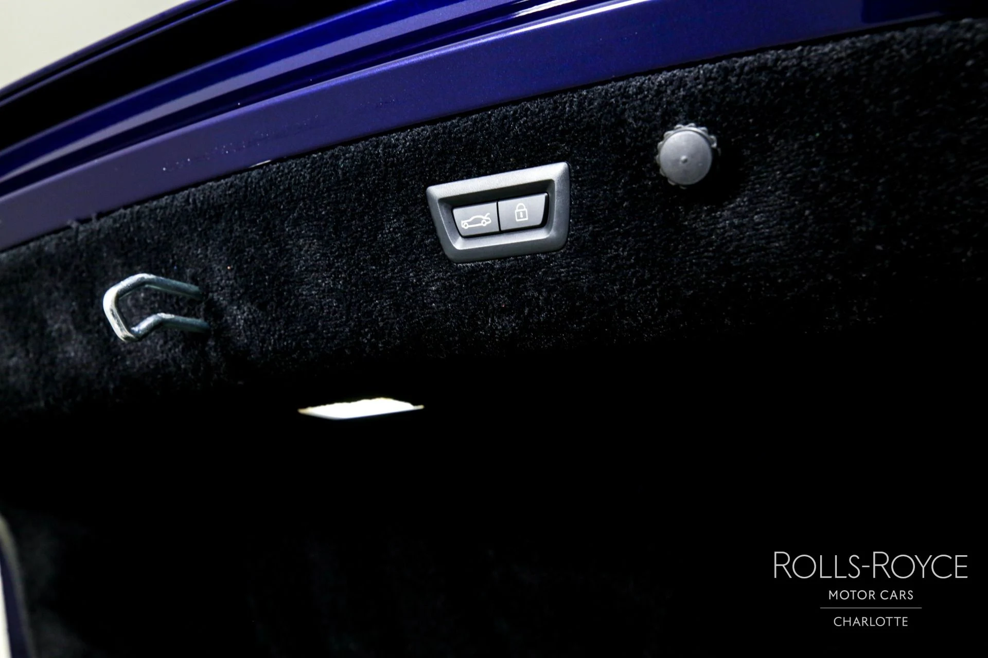 mph021_1851290176_Used_2024_Rolls_Royce_Spectre_1738087091_9ce69c18af