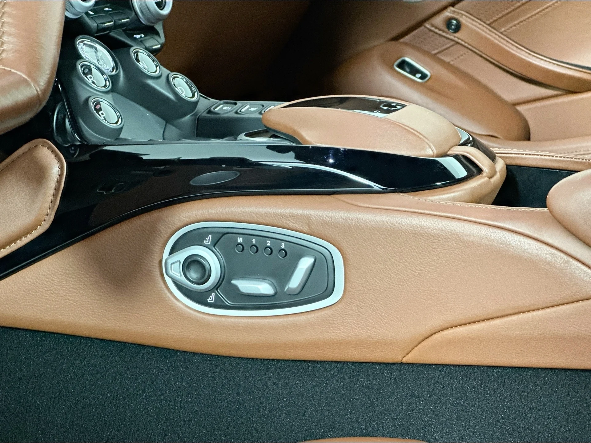 mph021_1853079346_22_fec9914bdd