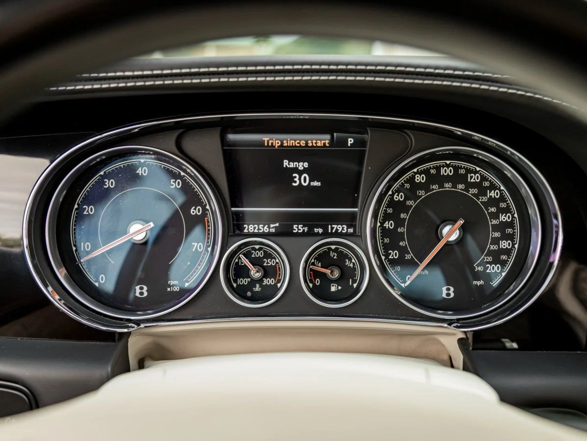 mph021_1854633302_22_3ec68bcb44