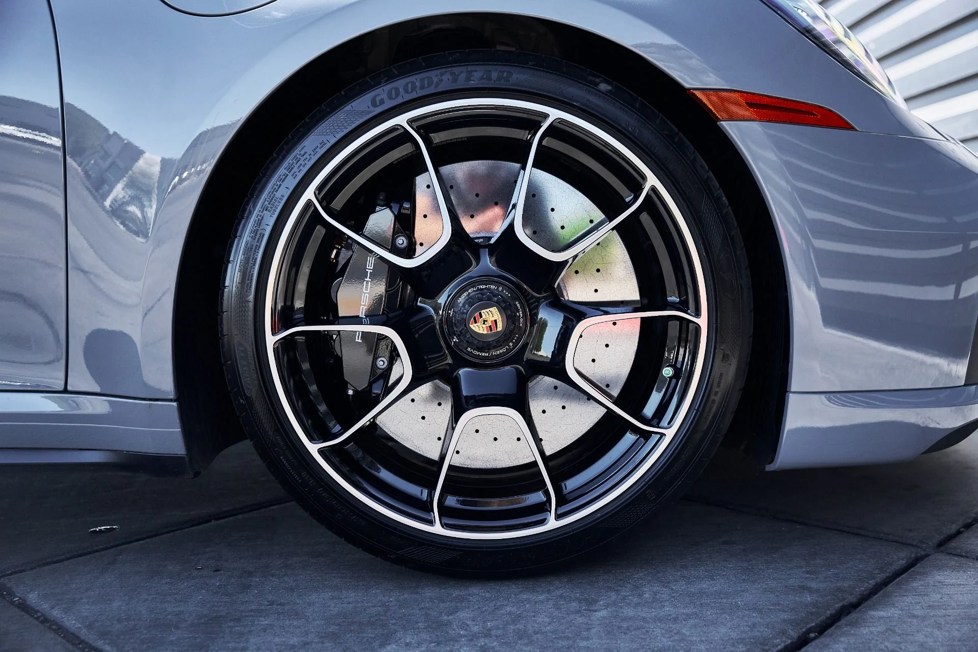 mph021_1857494648_Used_2024_Porsche_911_Turbo_S_1773967989_41373475ba