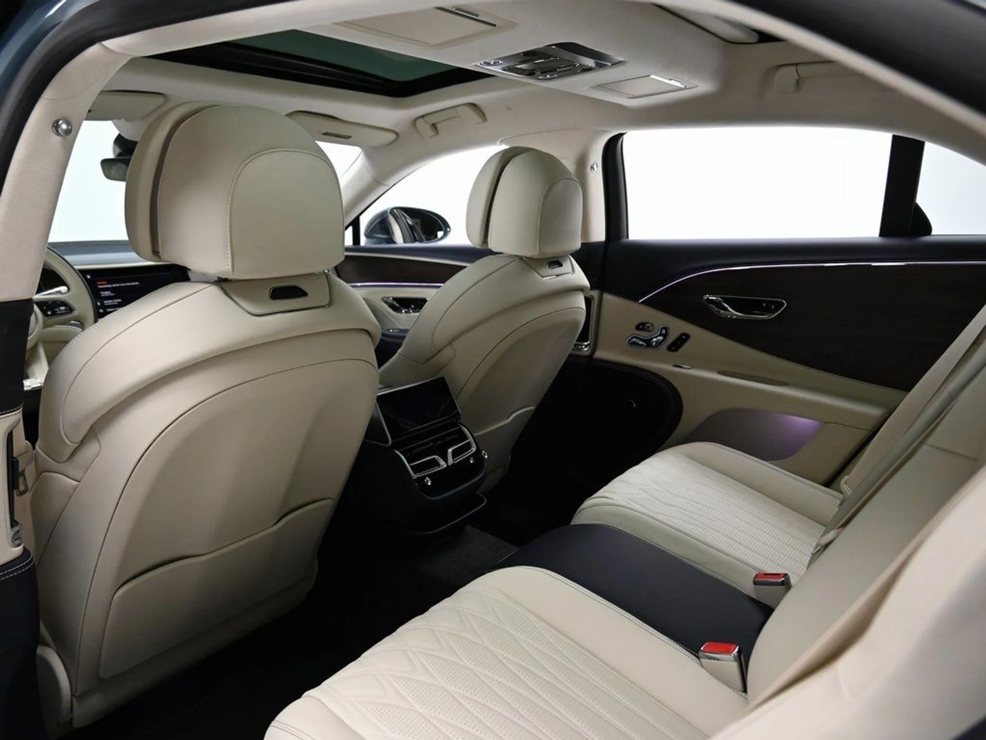 mph021_185846010_1498d141d62e4ad2e00f4132f344c8bf_50c8ecb915