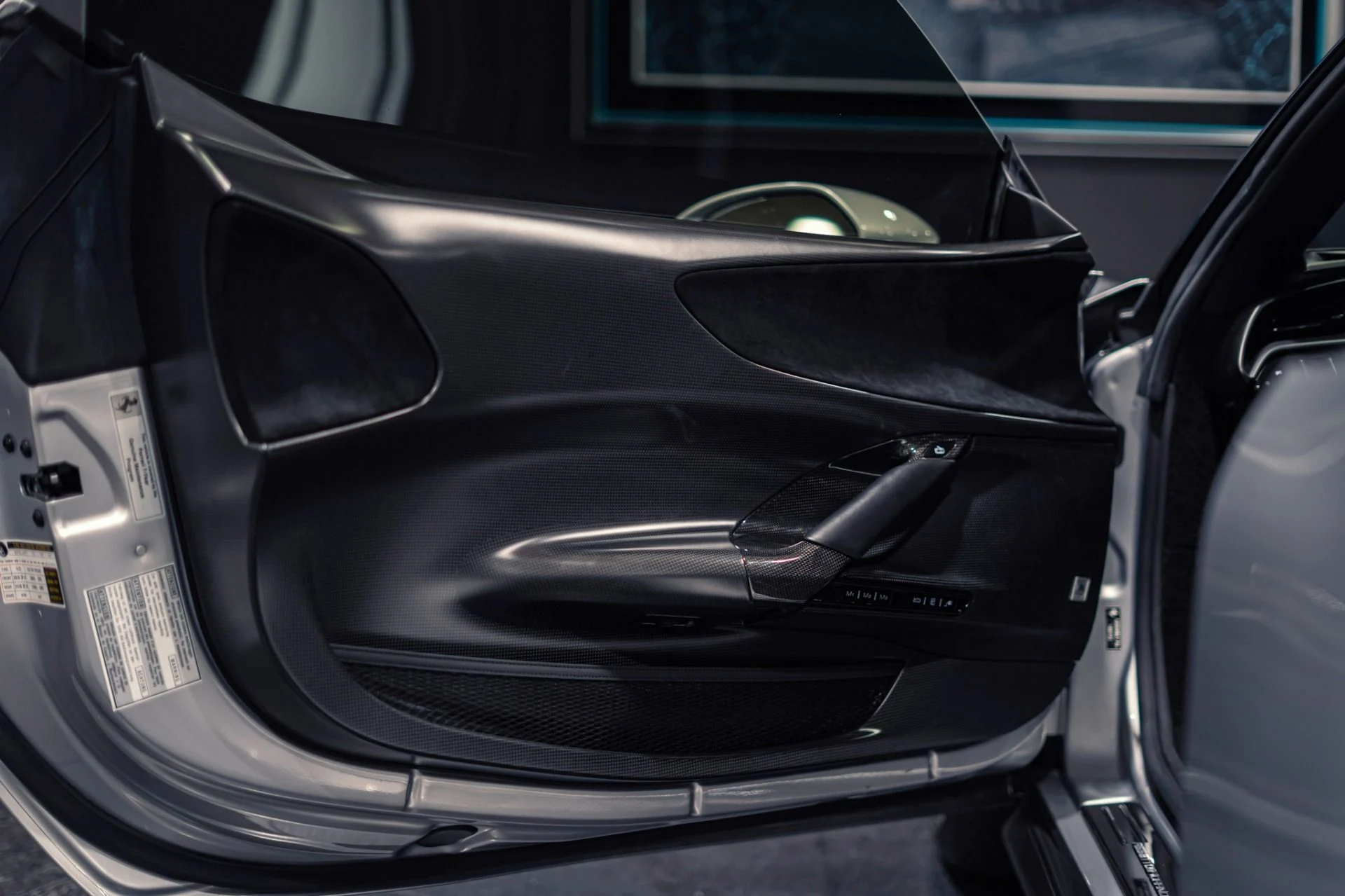 mph021_1863399182_Used_2021_Ferrari_SF_90_Stradale_HUGE_660k_MSRP_1776712000_1d546d7748