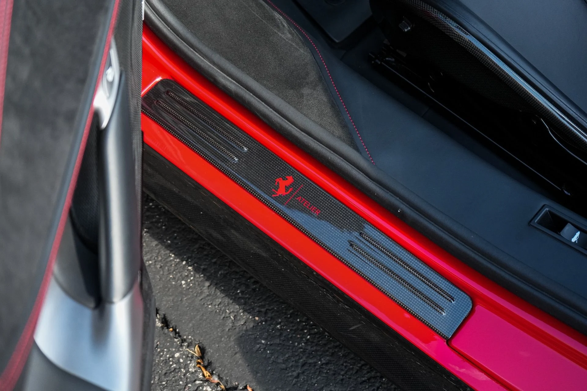 mph021_1864411519_Used_2023_Ferrari_SF_90_Spider_1791928068_ae07d6fc03