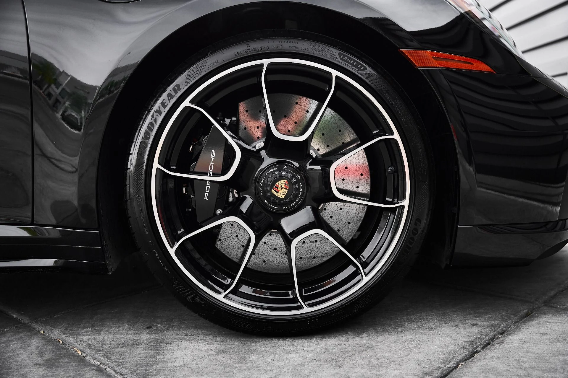 mph021_1874997671_Used_2024_Porsche_911_Turbo_S_1774923287_fb76c56f6d