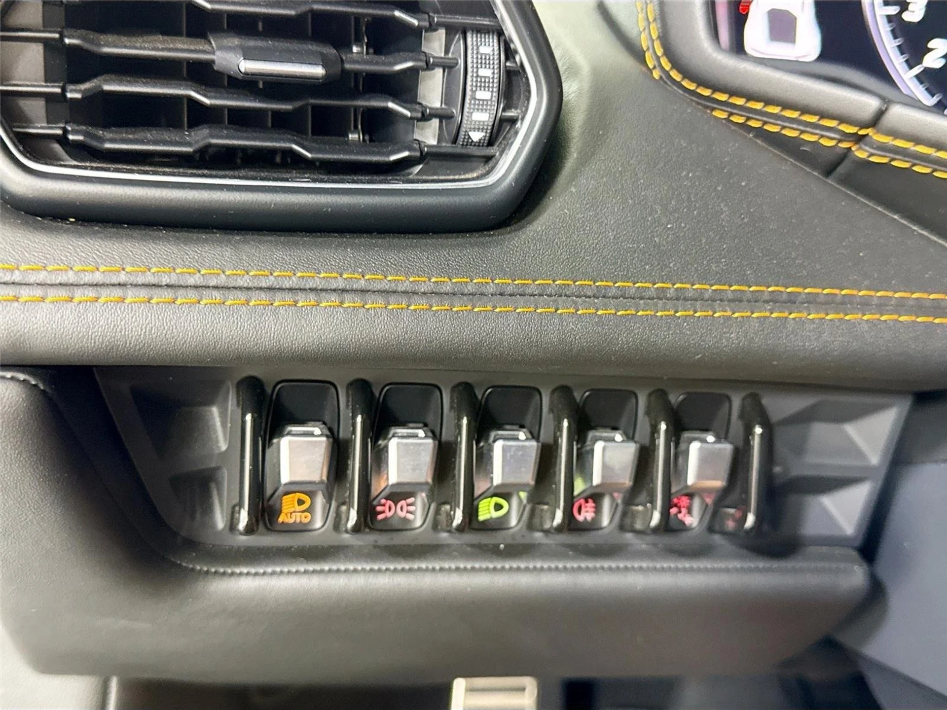 mph021_187759189_9485b3124ff31fe4e61adefe247c2a1b_4e0b1f4212