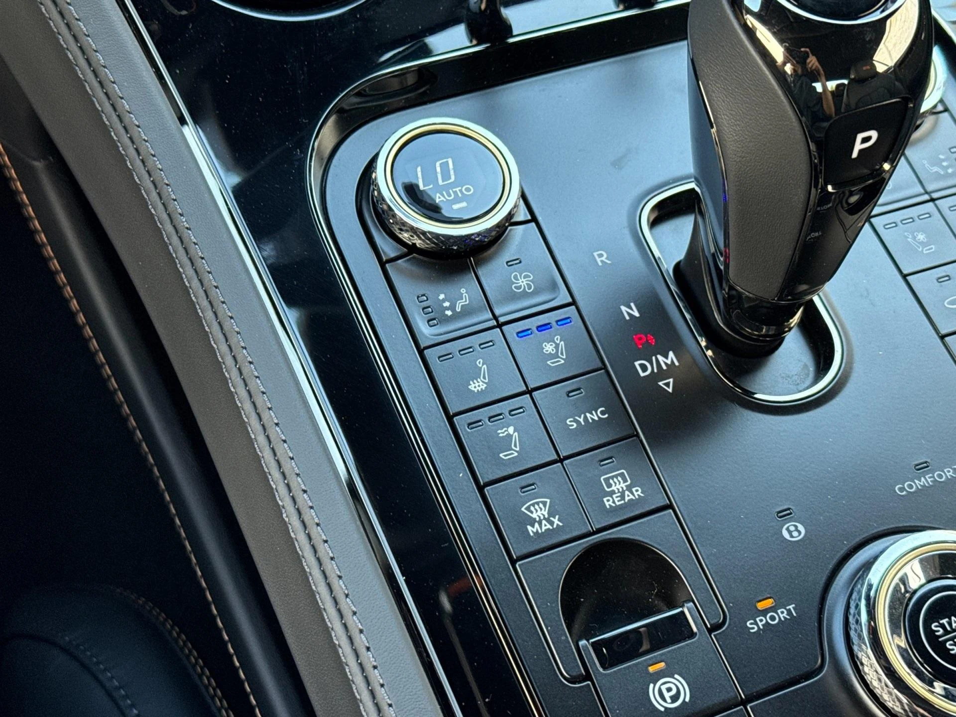 mph021_188091221_New_2025_Bentley_Continental_GTC_1760603918_37226591b5