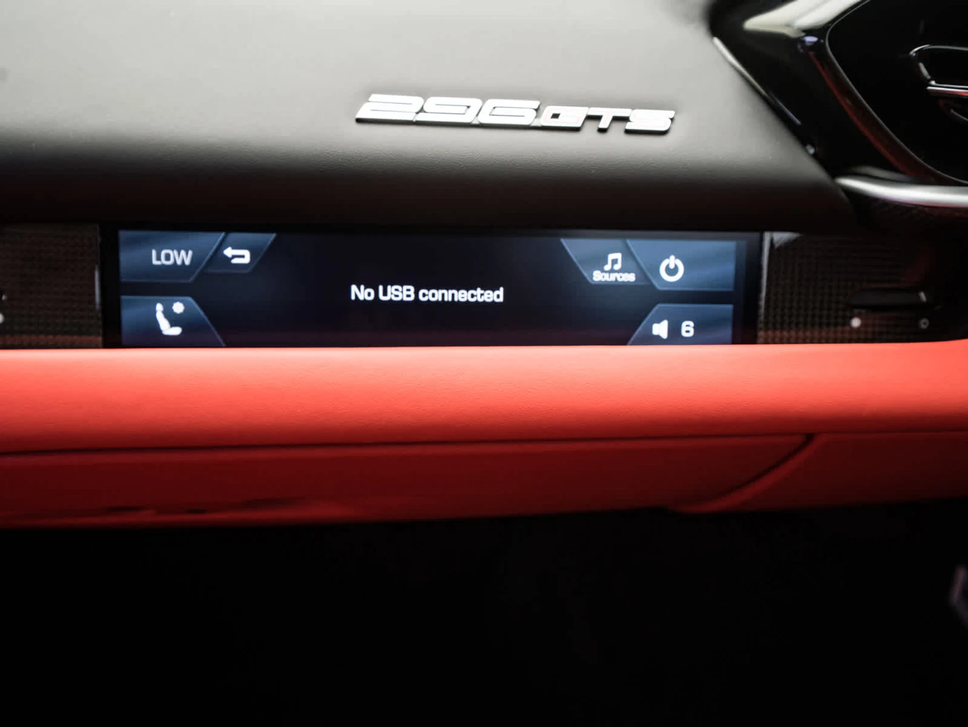 mph021_188442550_ea3596f8ce761ec78d33d13593600221x_02b76aa98a