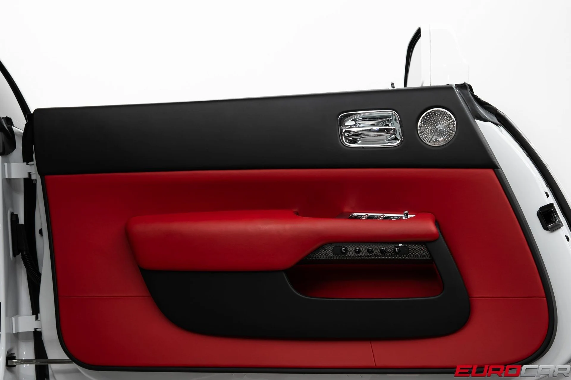 mph021_1894897507_image_22_706c410007