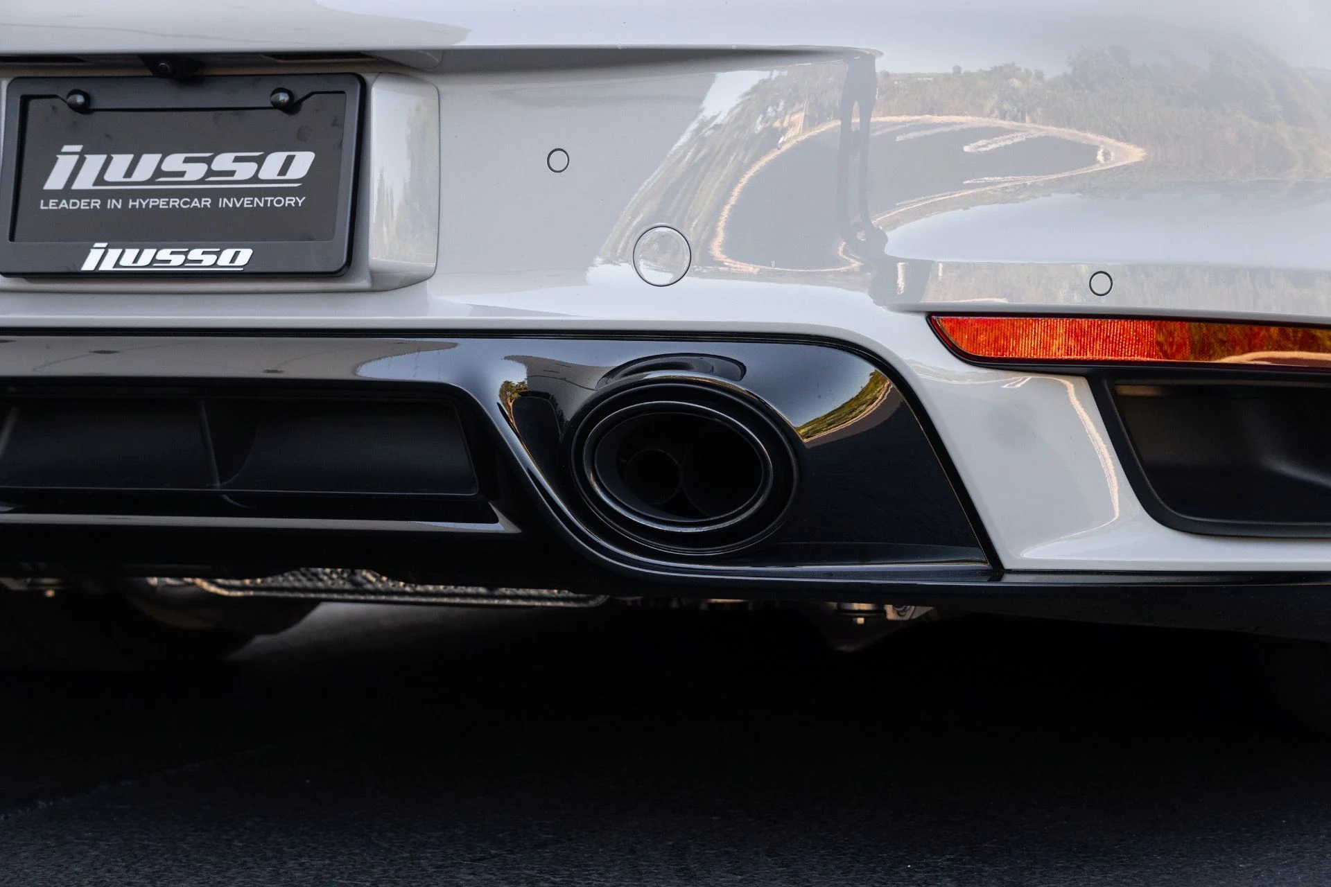 mph021_1896291747_Used_2022_Porsche_911_Turbo_S_1770440206_f629449b1e