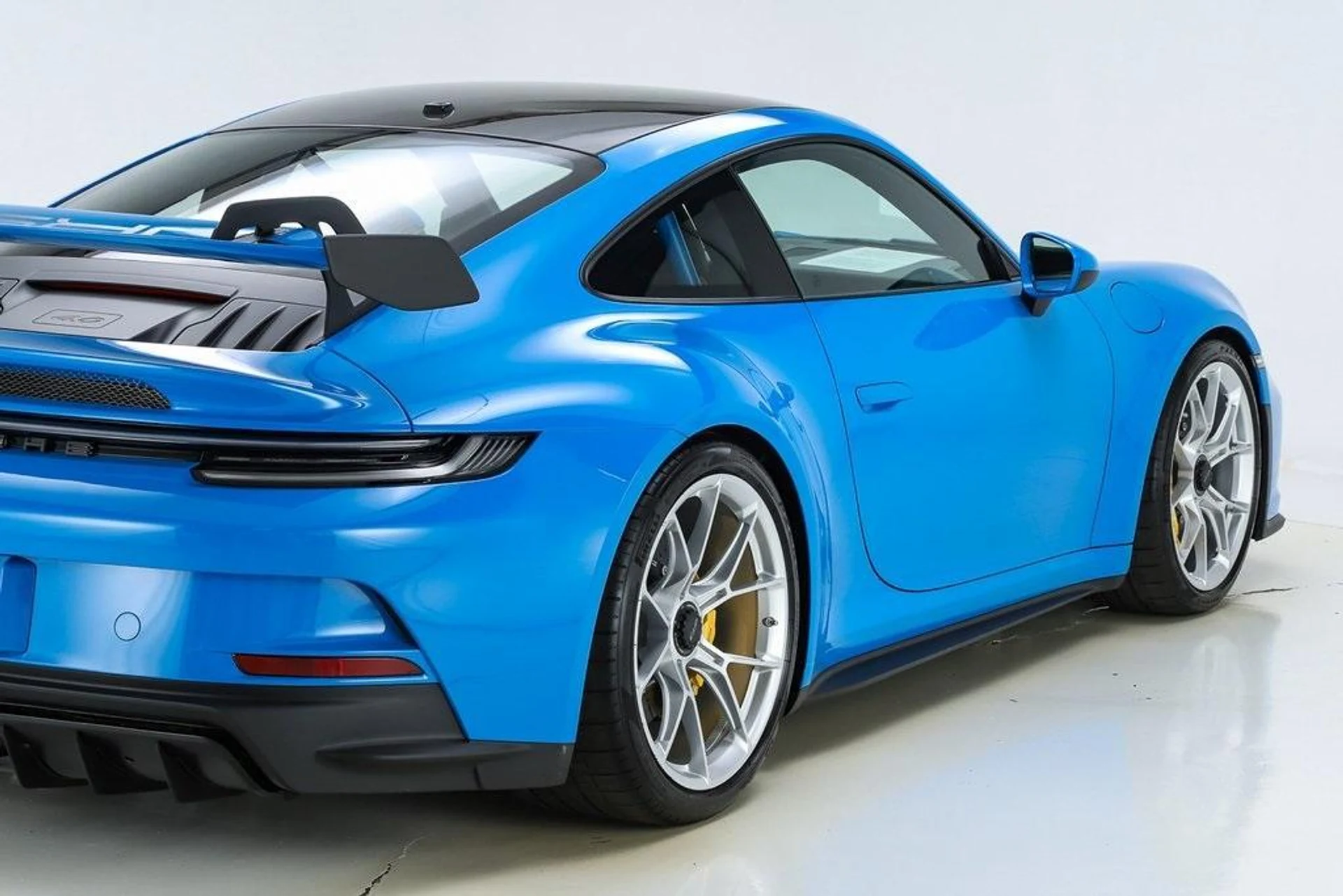 mph021_1900114416_xwu_Iw_R2_Tqi_J_Ws3e_Ou_Y_Covg_DY_4_IQ_43bf9644f0