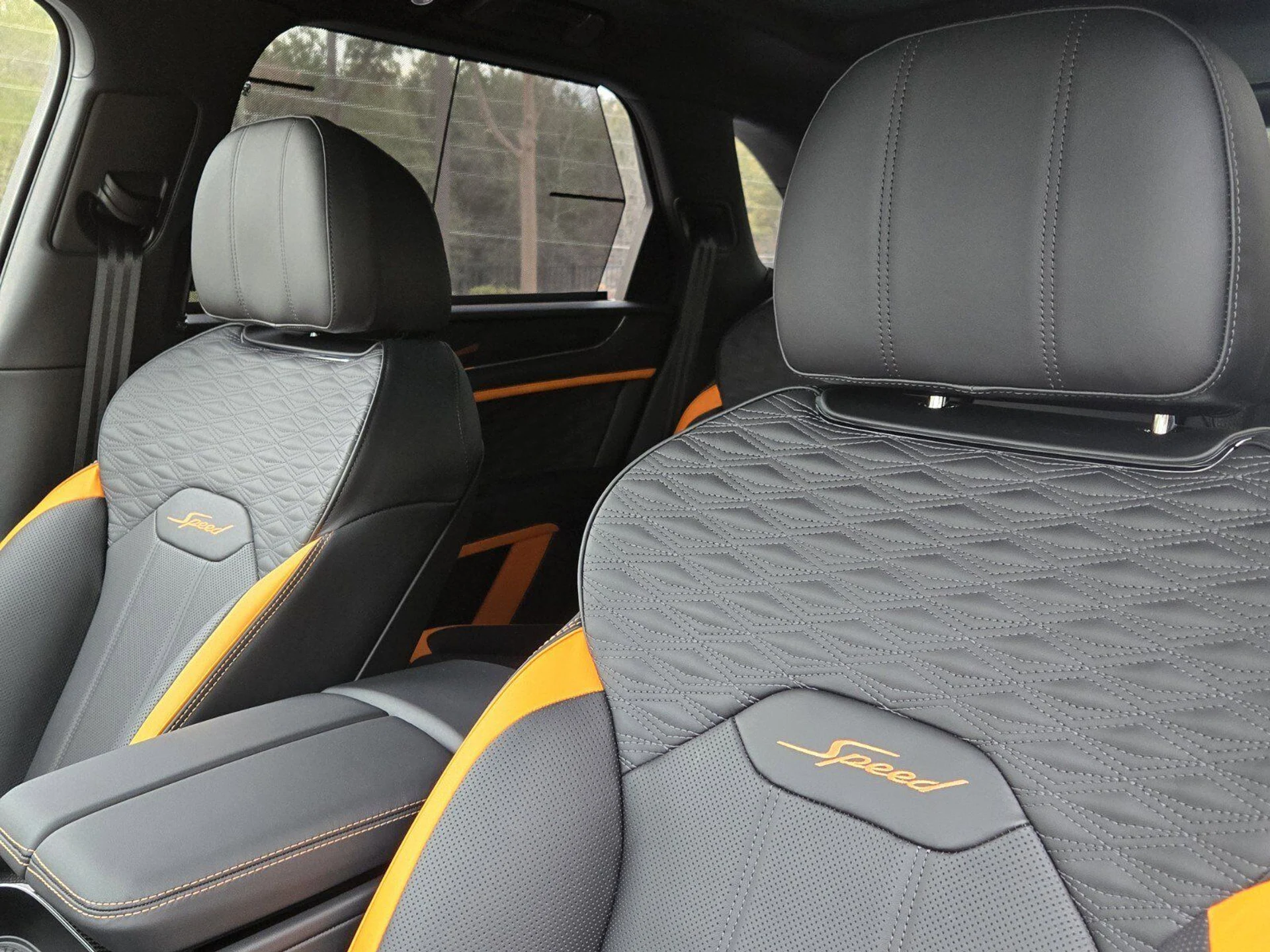 mph021_1903763500_c8113974a91df0f9ac623daa3e909910x_b1462e3213