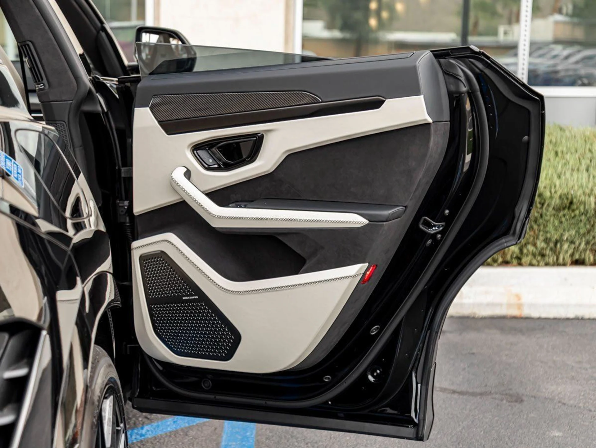 mph021_1904565145_22_665aae2f26