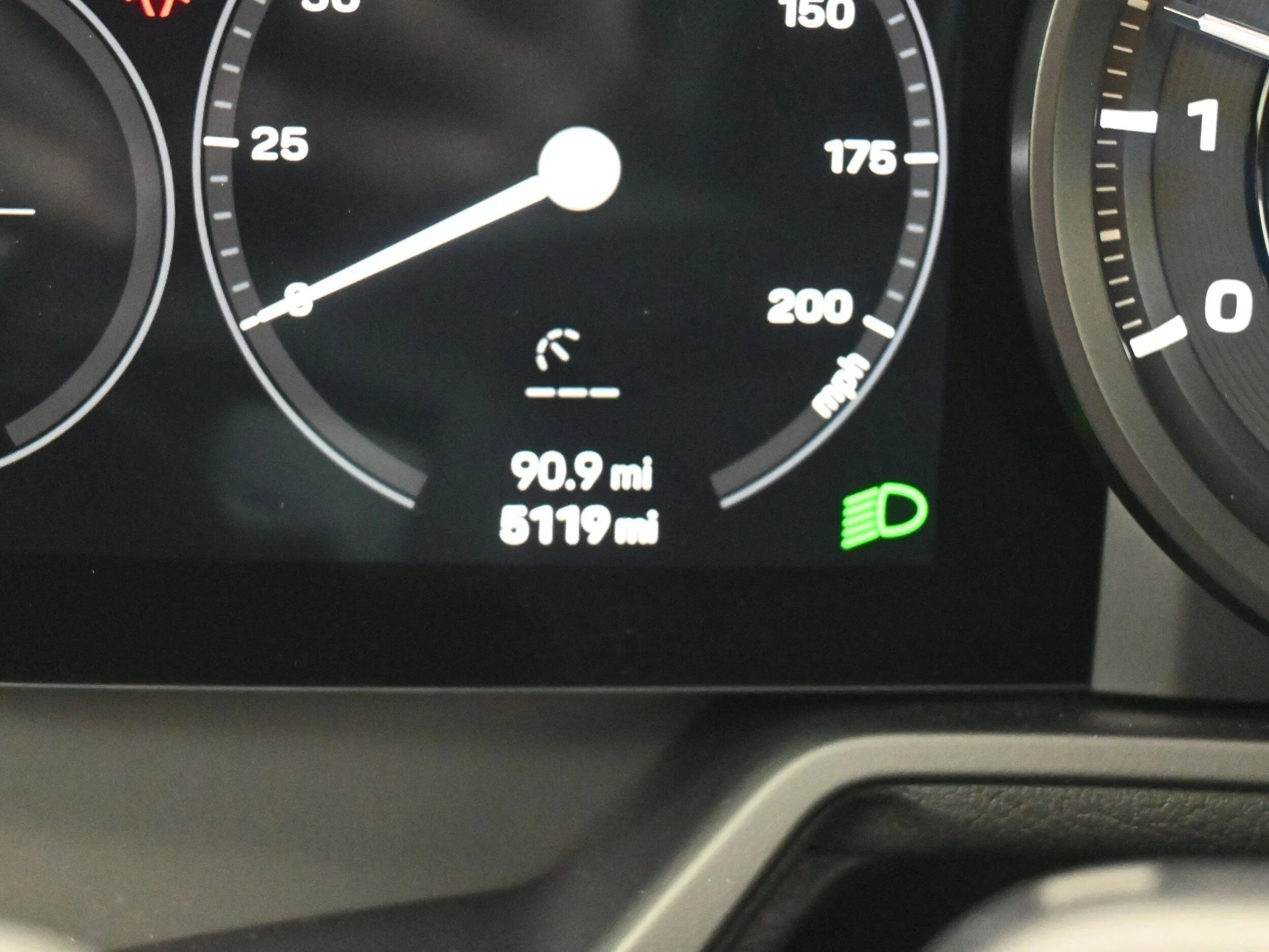 mph021_1911743917_82bb97618c15e6fbb670d024a0b69d48x_7c546a363c