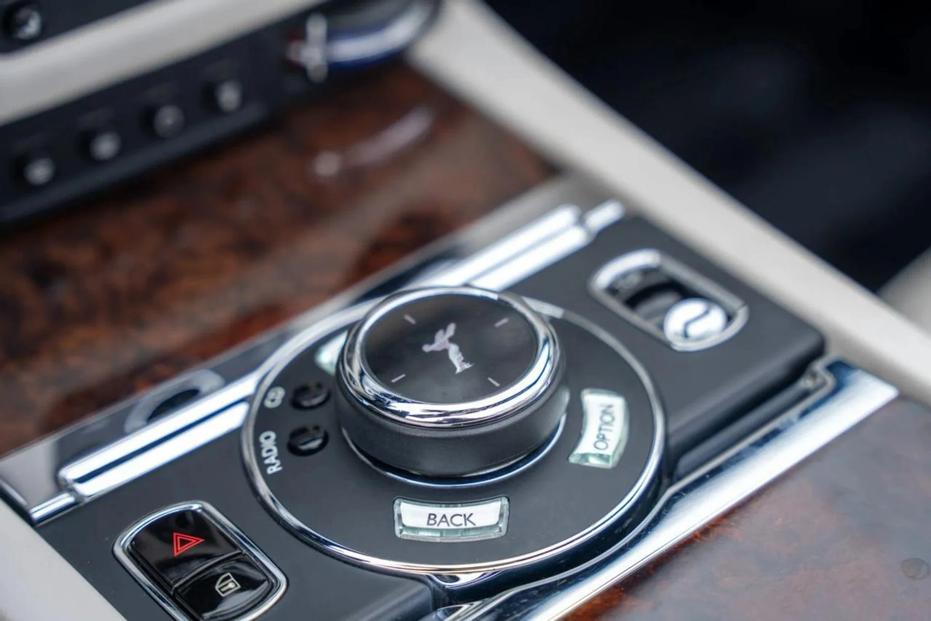 mph021_1914372582_07442d29bff59719d4a00c2ae5bfbe6c_52e7a7ff17