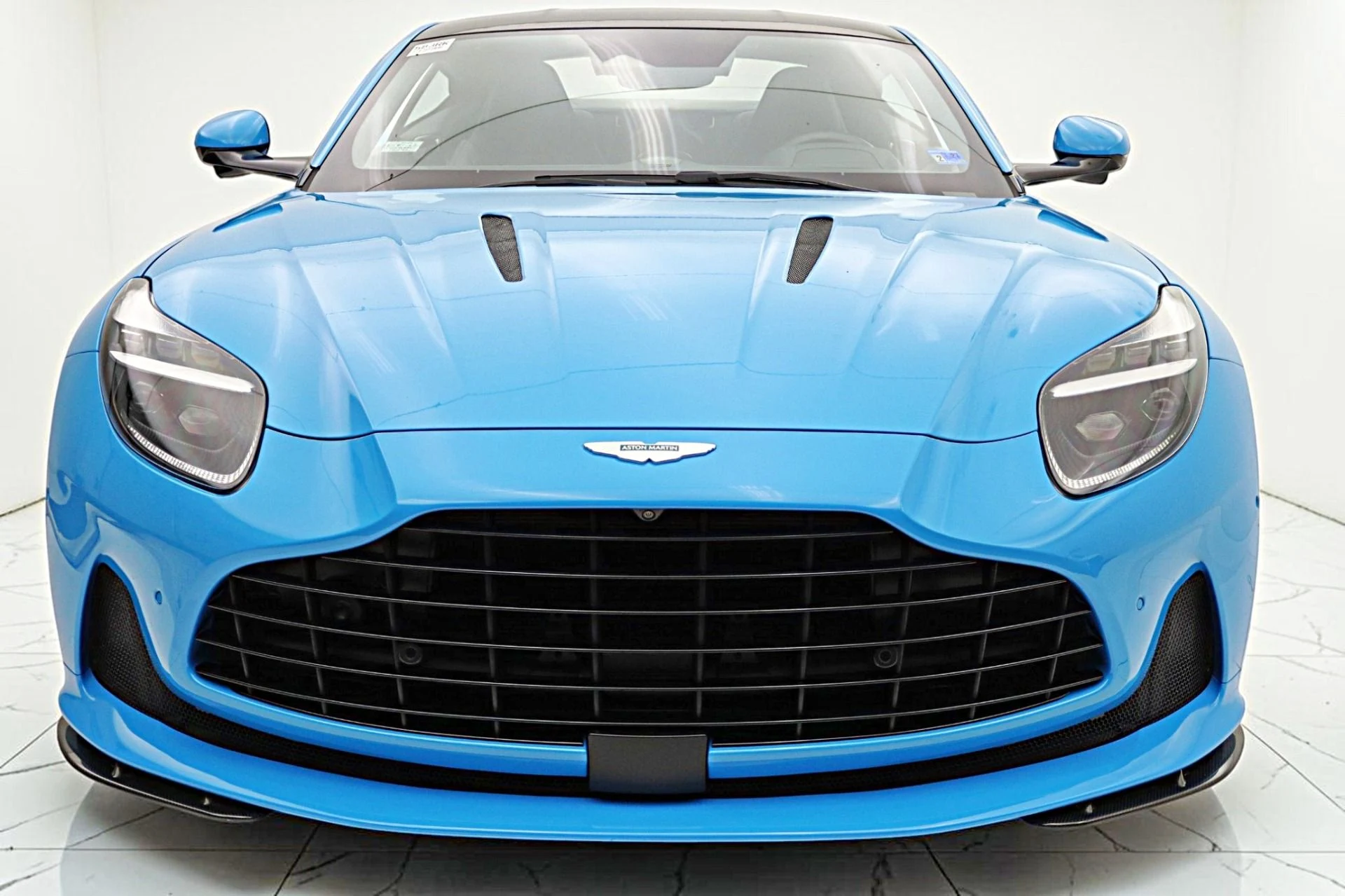 mph021_1915911244_Used_2024_Aston_Martin_DB_12_Coupe_LEASE_OPTIONS_AVAILABLE_32b82fa1af