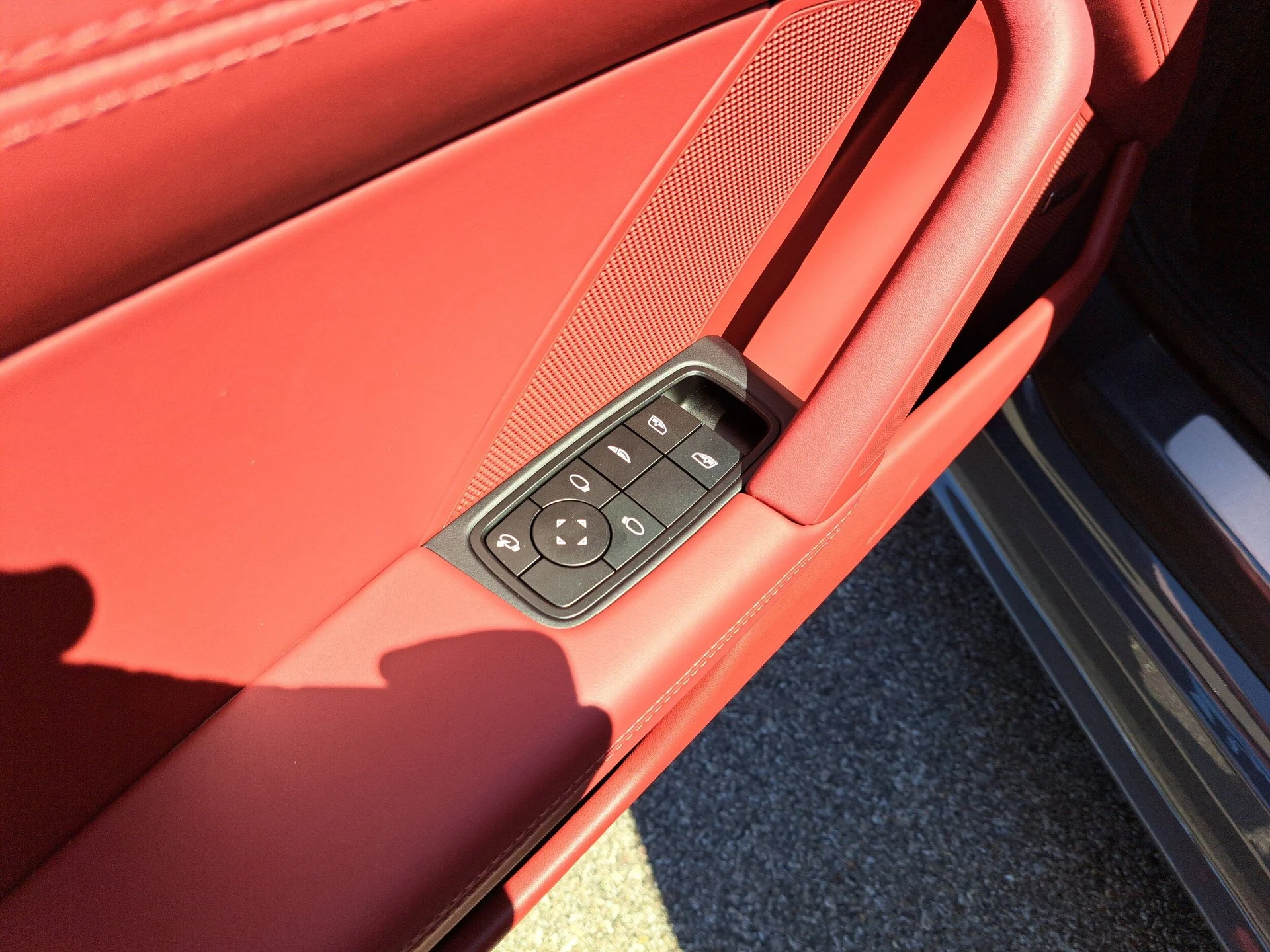 mph021_1917783202_34a46d488940340362ac6f29e445b334x_3f64dcaac5