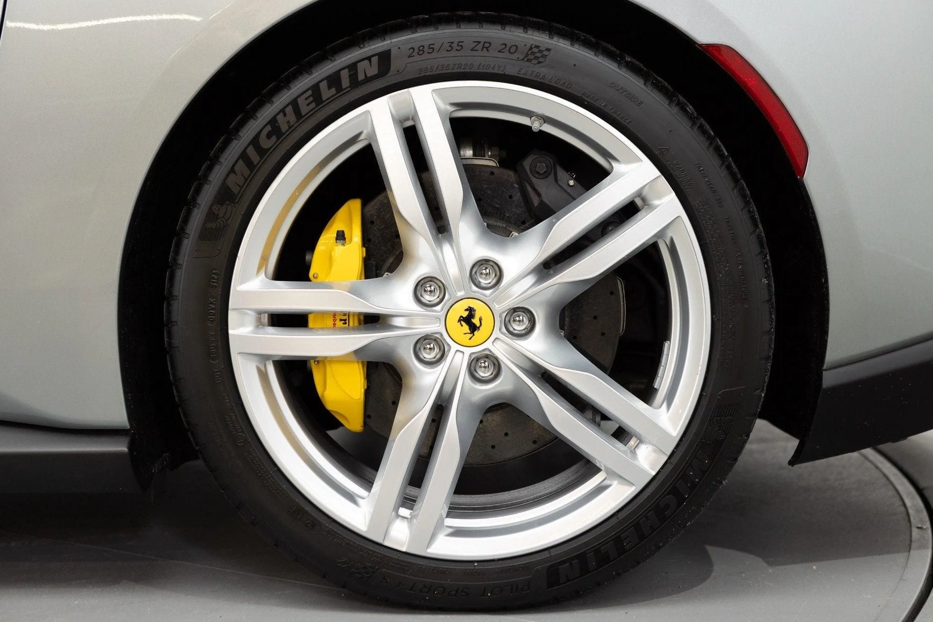 mph021_1919351708_Used_2019_Ferrari_Portofino_1792504060_5c877c1c4f
