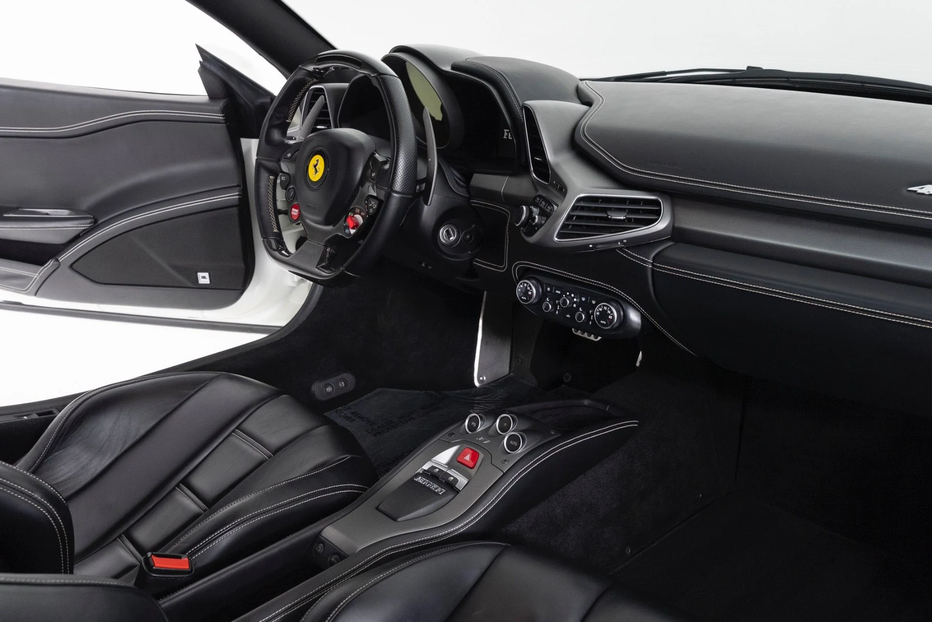 mph021_1922273971_Used_2015_Ferrari_458_Italia_Coupe_1753415710_a7cc2152fd