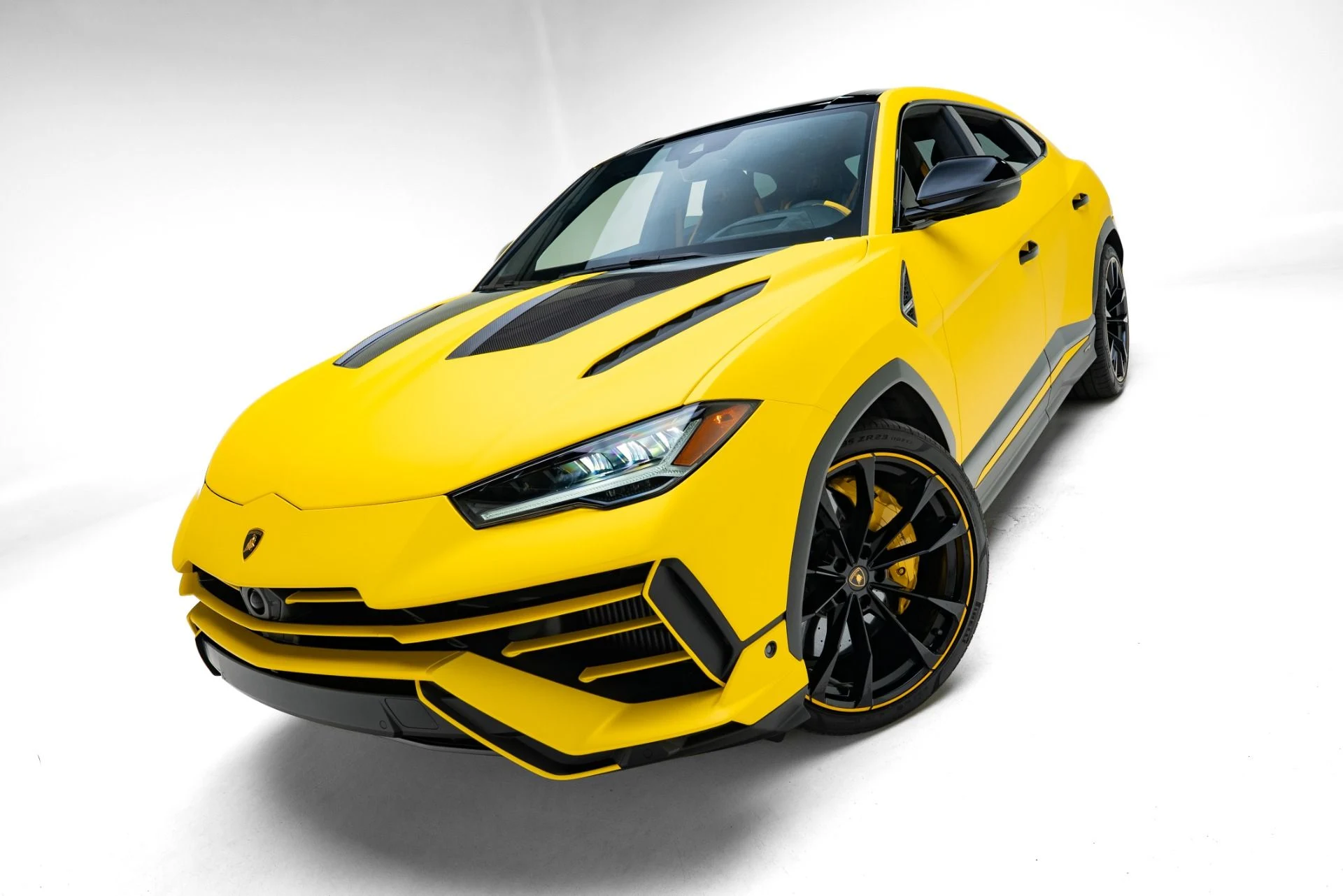 mph021_1923583111_Used_2024_Lamborghini_Urus_S_1778704805_5852f42c2f