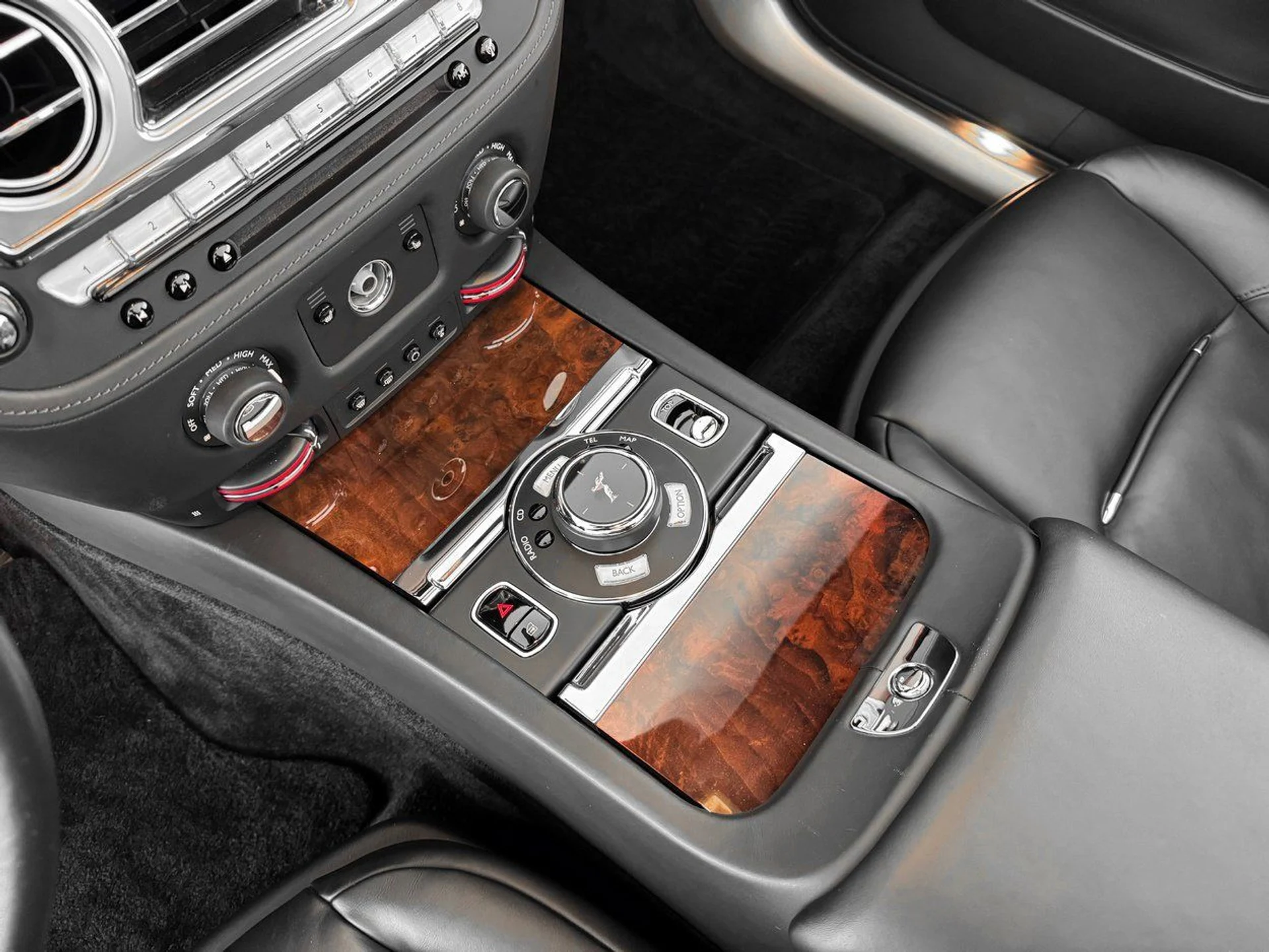 mph021_192449678_dbd3a3090359487b16b9707cbb19fd92x_97c619b363