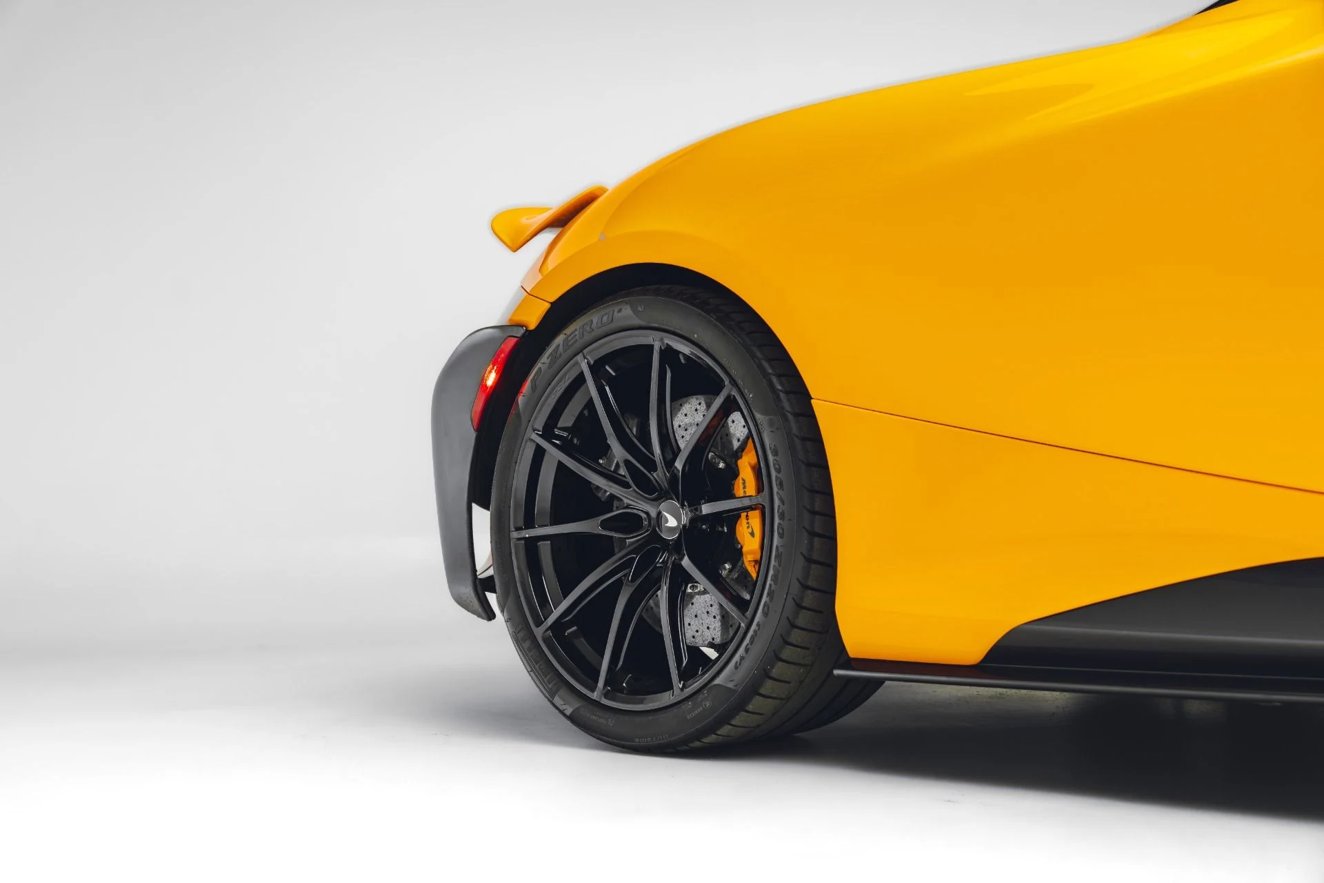 mph021_1926641865_Used_2021_Mc_Laren_765_LT_1781207957_52c8fe5ffd