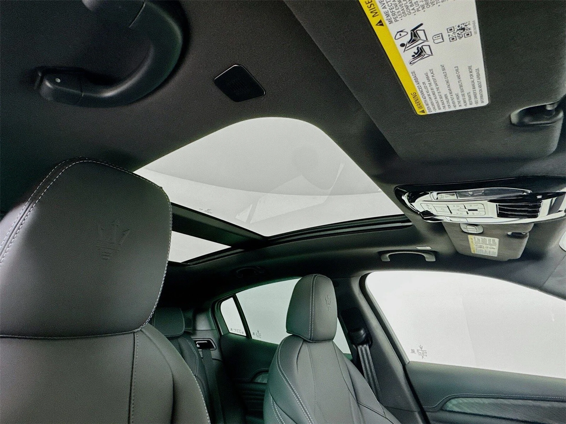 mph021_1930777780_e8412a0e009bfeaa5007b5b922055c9fx_1611c3416c