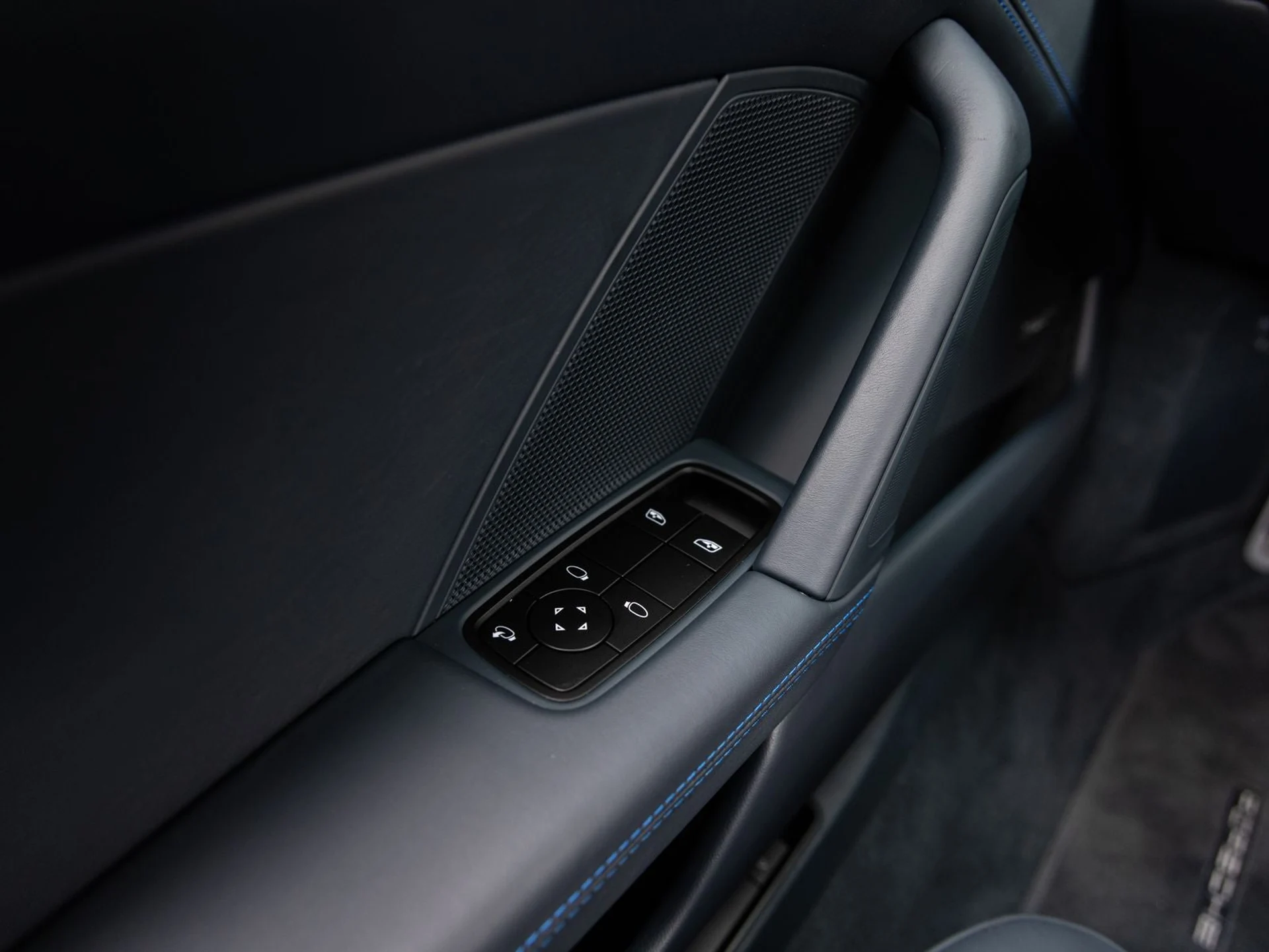 mph021_1933151525_22_2c9d1f03da