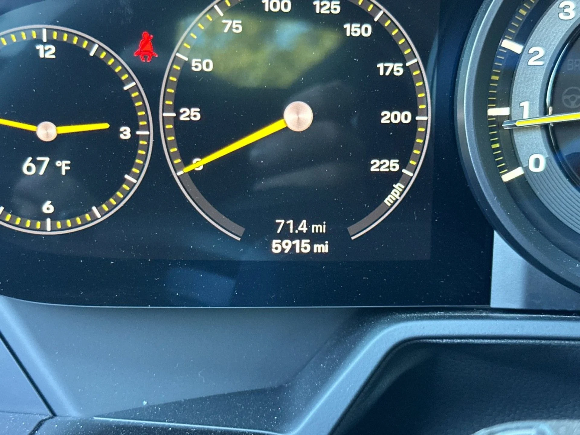 mph021_1935870395_baa919b42372c738d3f8e7cf3cbac0ff_7ab3de8049