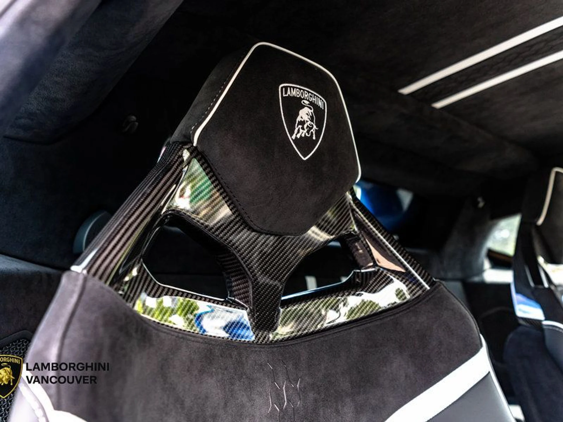 mph021_1936190803_38386460_05276_2023_lamborghini_huracan_022_10f3a0de8a
