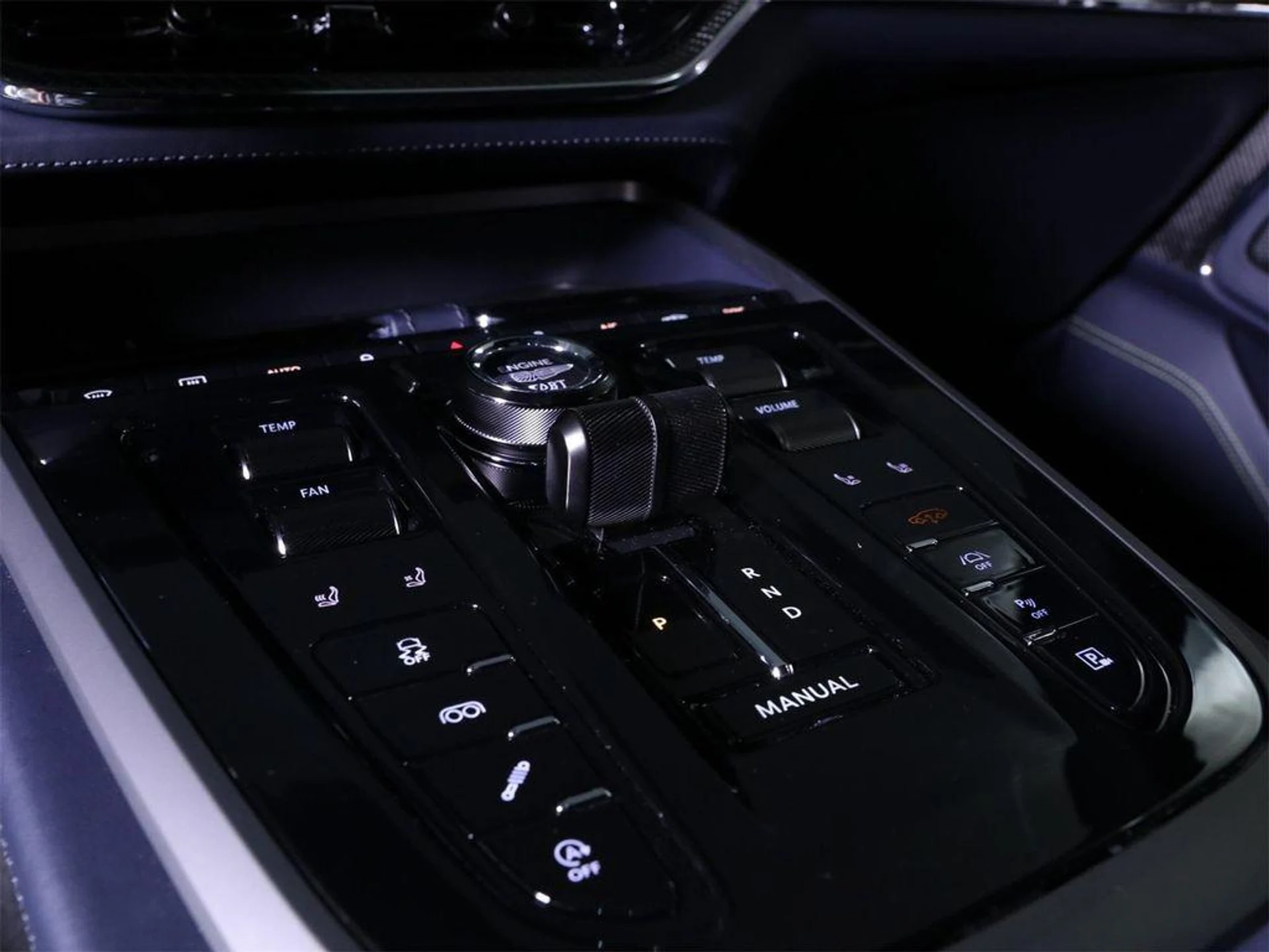 mph021_1938412722_b_88l21_C_Nv_CJ_6v9_HYXLN_8id_DN_9g_5837d78b00