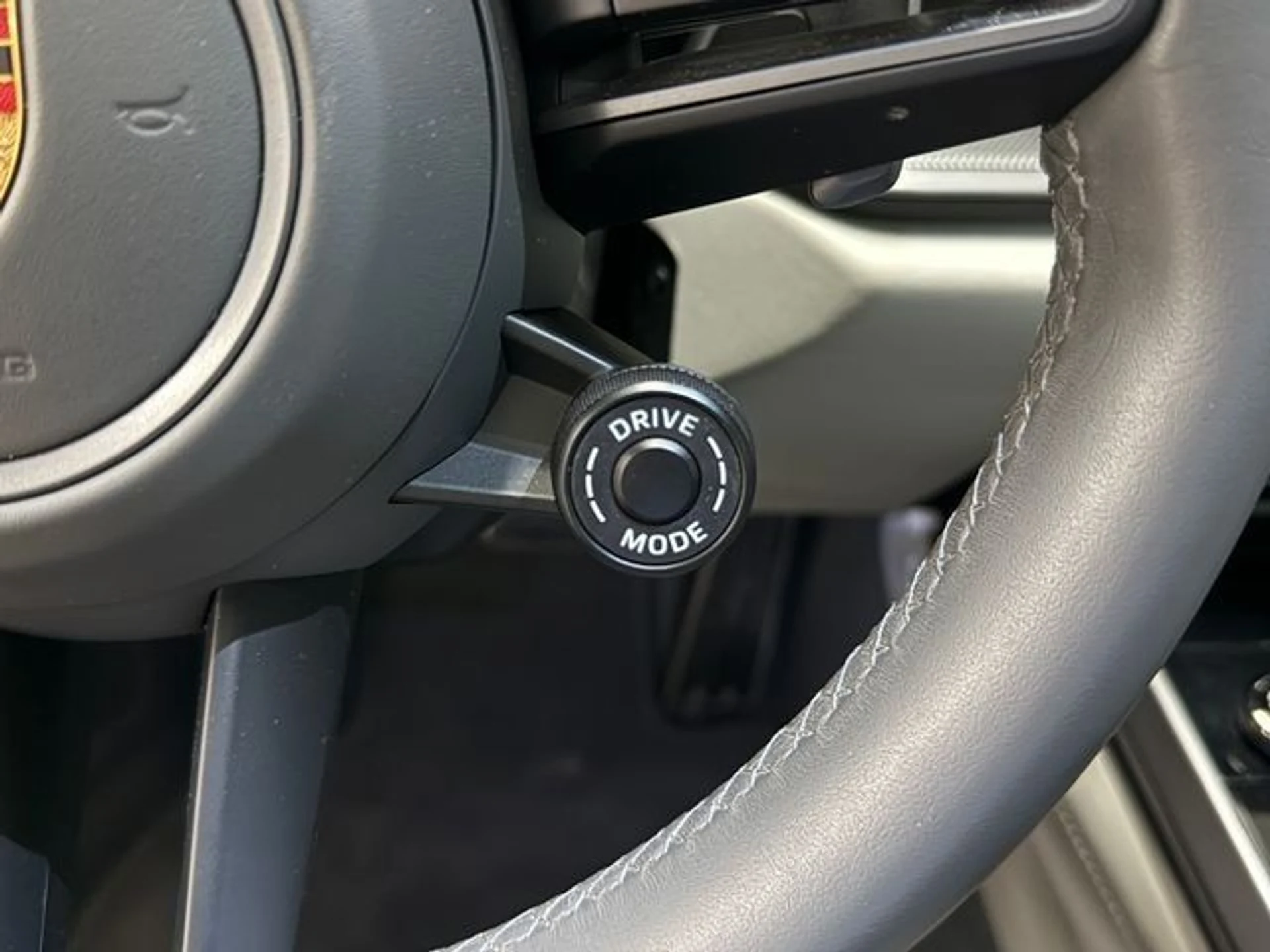 mph021_1943501259_2c1fc8441d65969841d322c3197ecaee_727652adc9