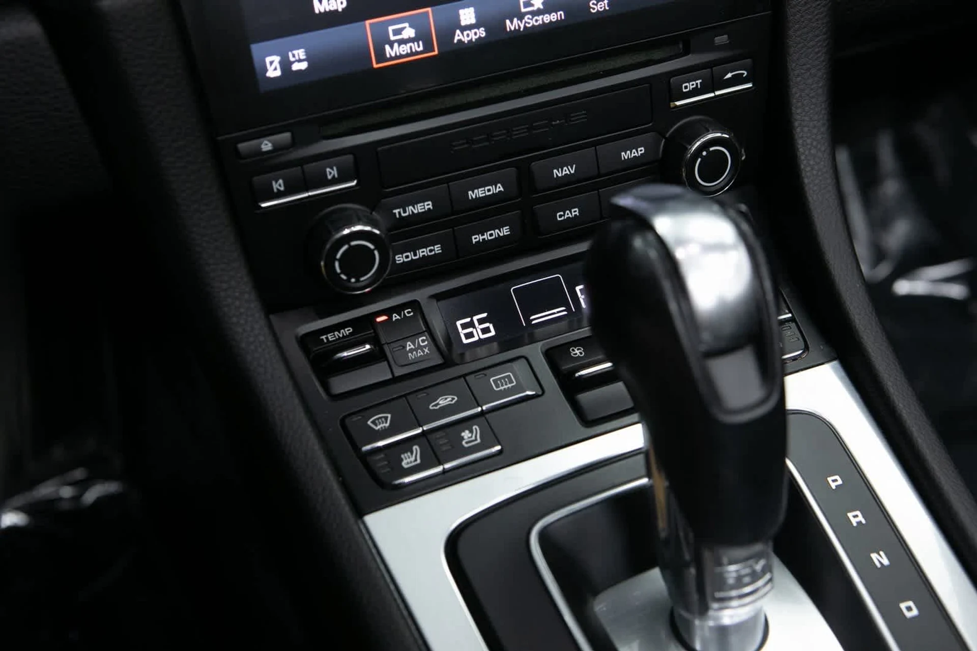 mph021_1943955269_6f4b0a28bc4ee11a80b90b6bdeb775a9x_9ce823ec26