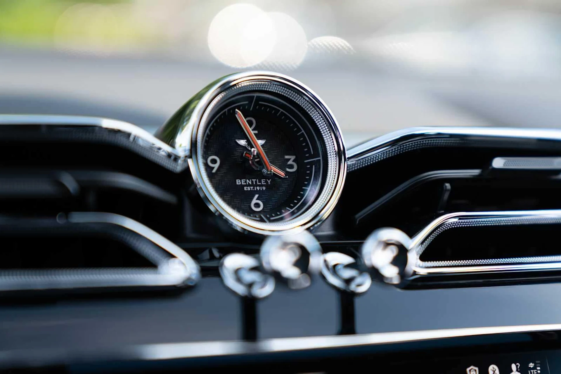 mph021_1946906826_421a5241af8b24703e47defcd7cfddc9x_e1cd5c7cd7