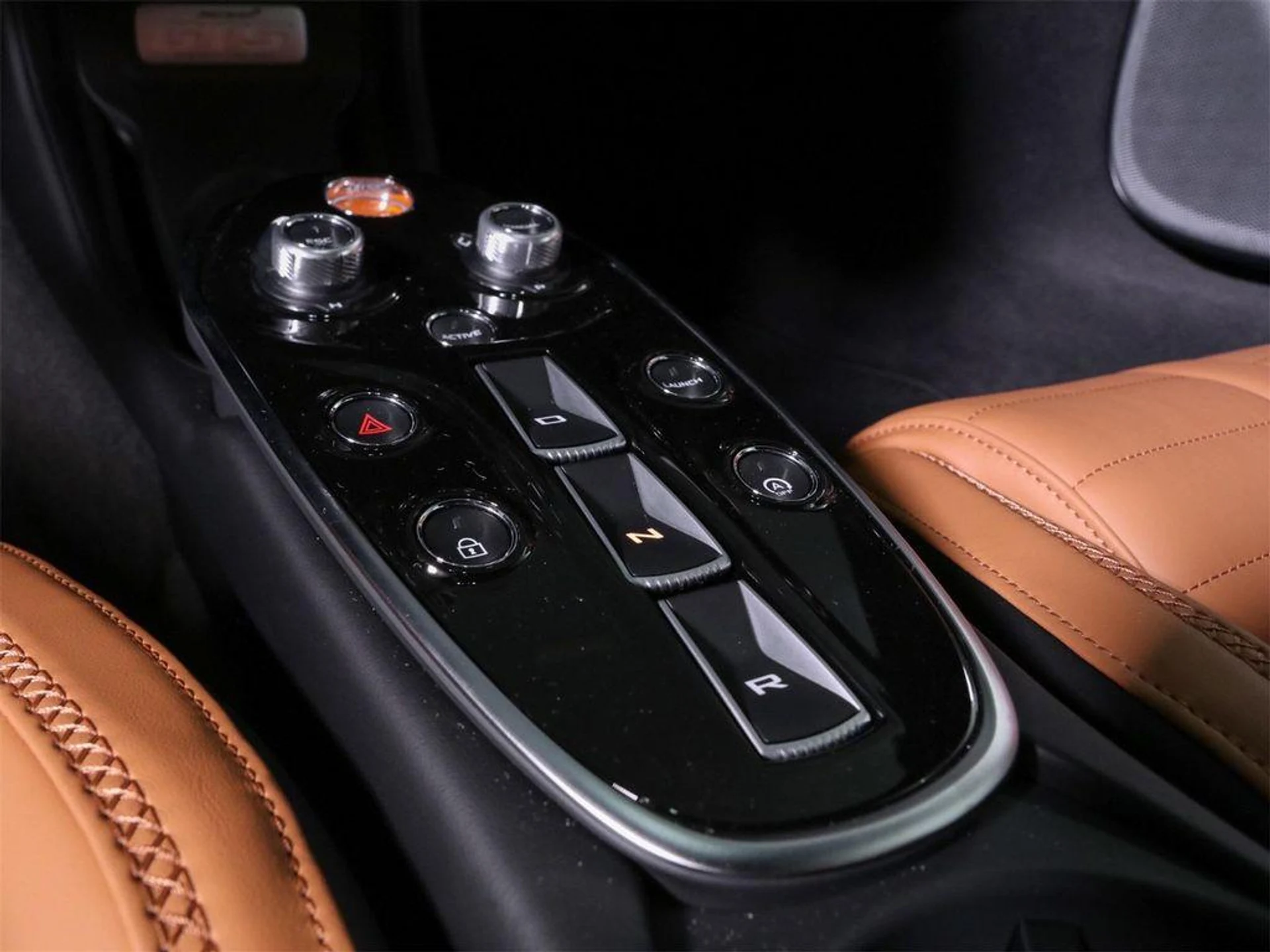 mph021_195087312_S_Qz_UFP_Uf6i_X_olh_Tp_Q_Weuh_I_Qow_M_64d24f0819