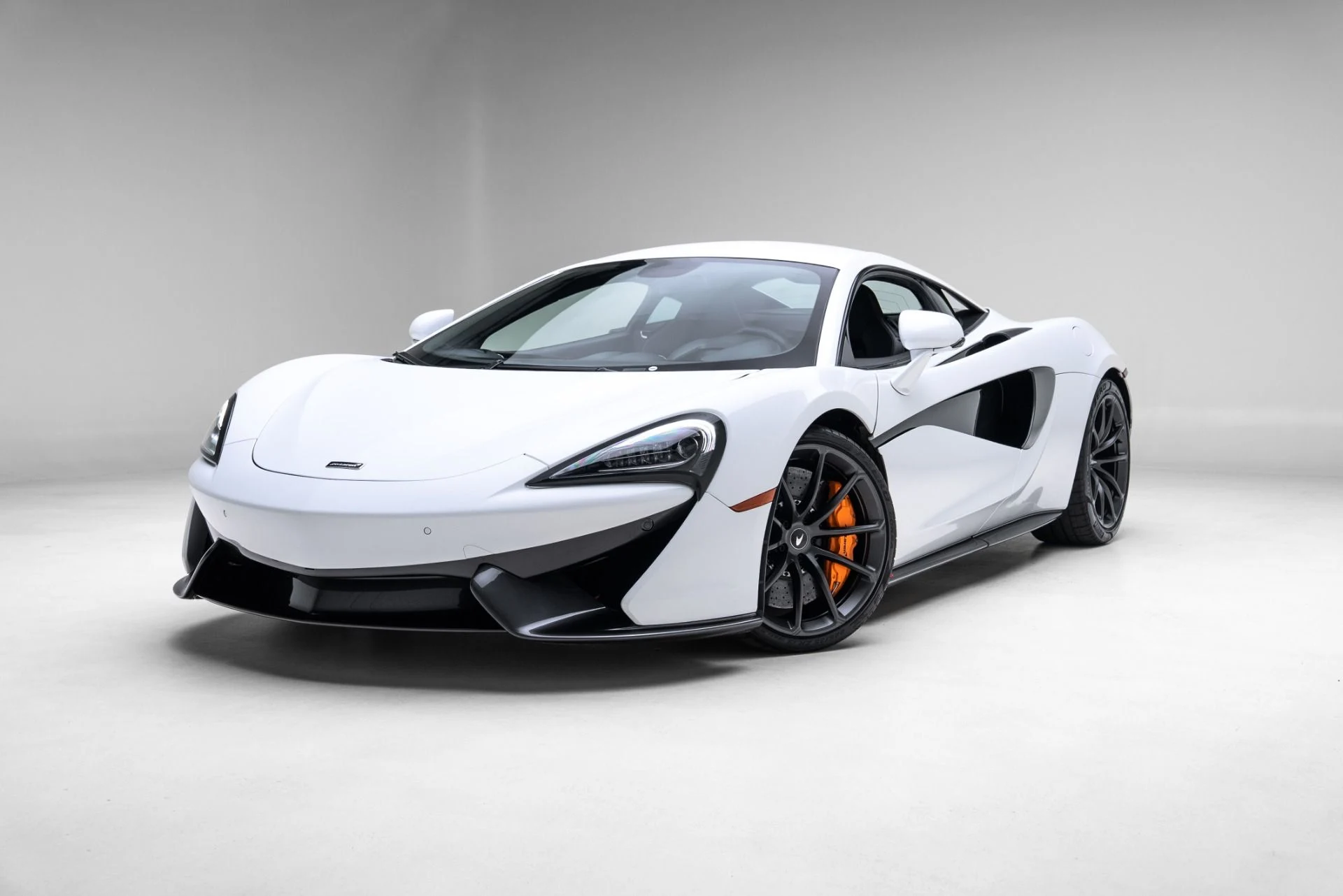 mph021_1959625187_Used_2019_Mc_Laren_570_S_1774648800_631a1c1de2