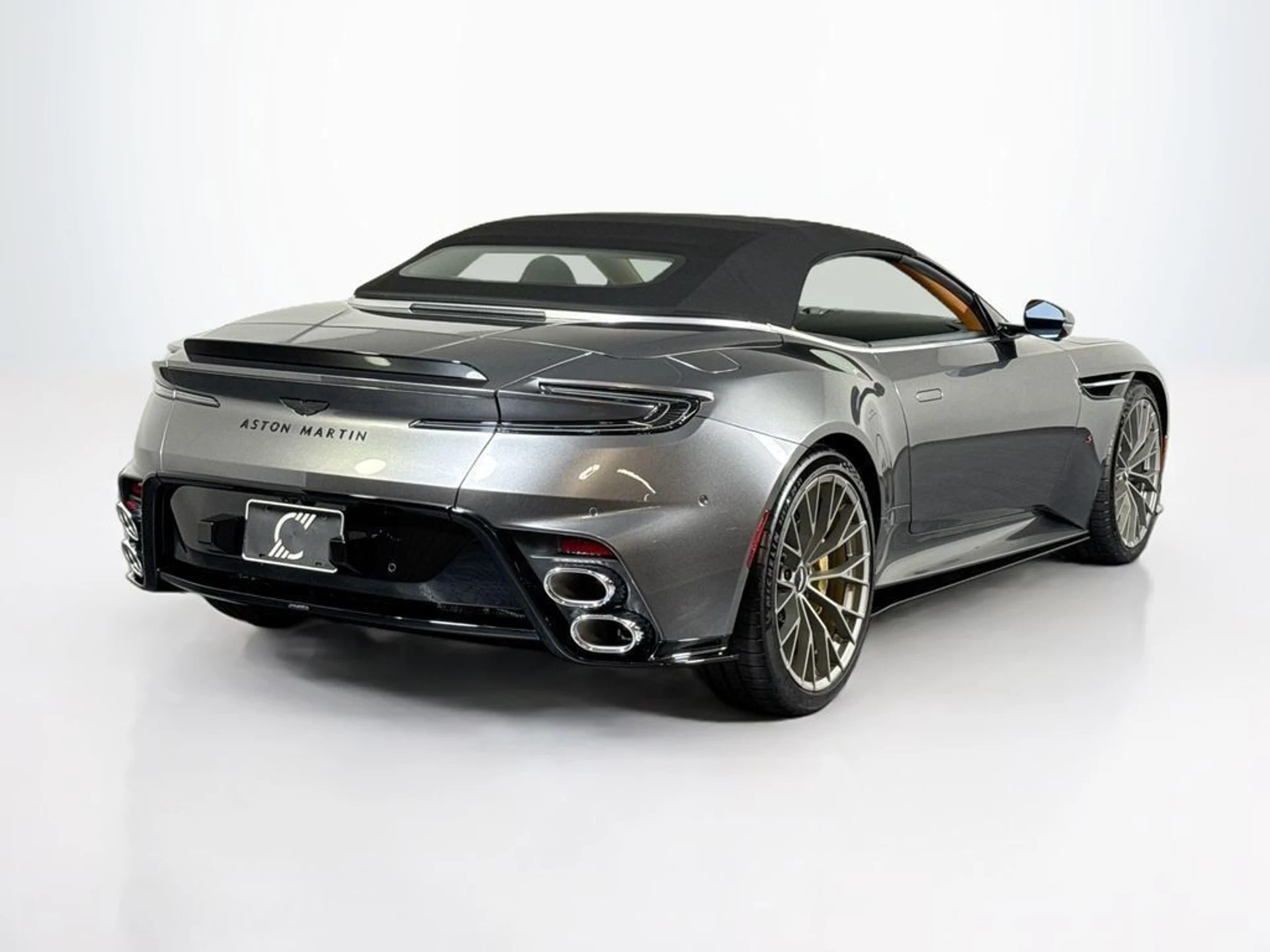 mph021_1960809553_new_2026_aston_martin_db12_s_volante_11350_23037477_22_1024_985006cc2b