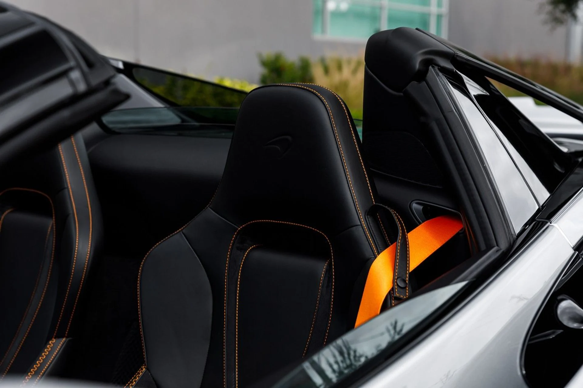 mph021_1965630799_633_p22_l_c84a4126d9