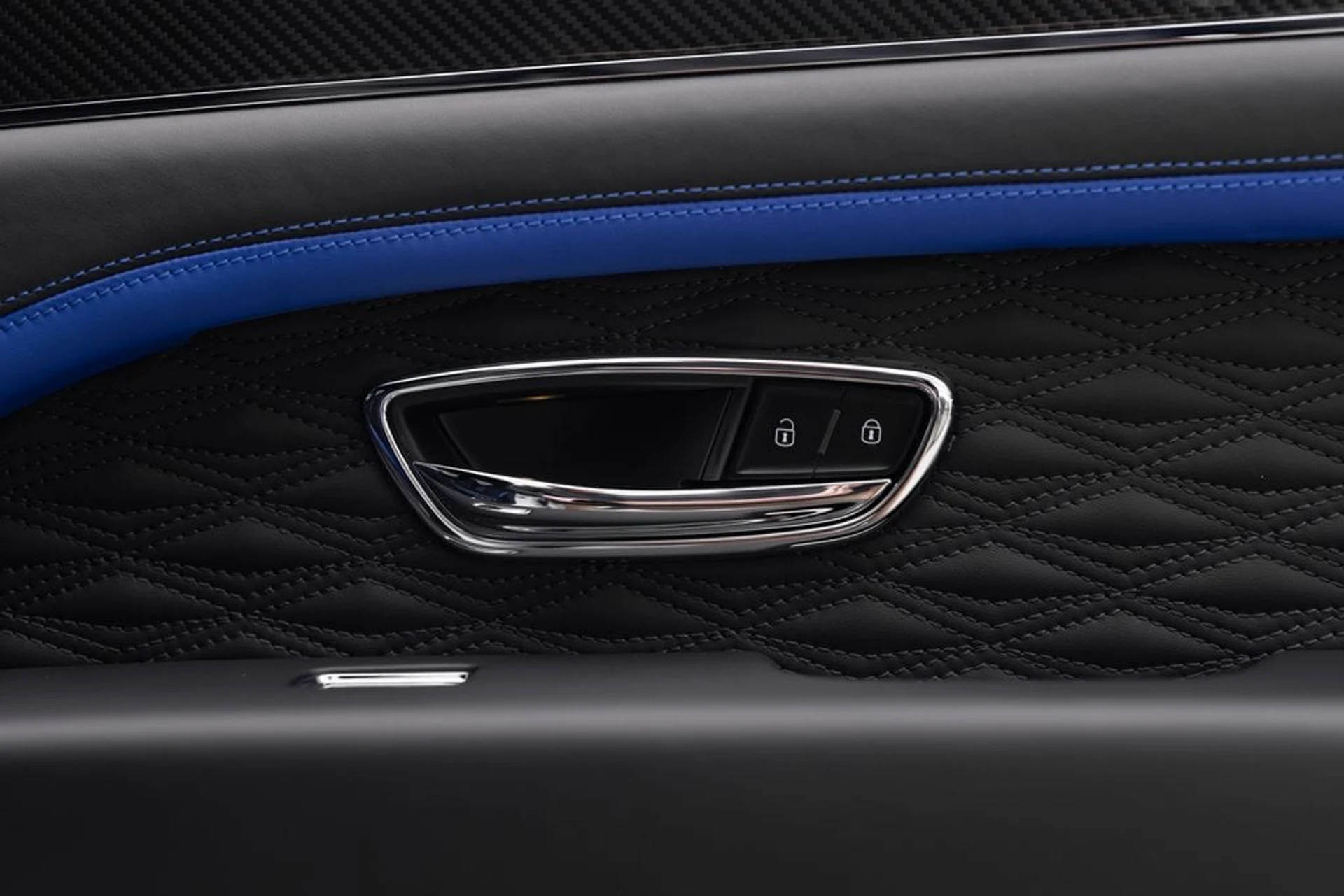 mph021_1968407296_0bda3d2e085e0c158599185de930b2d0x_5bd878d72b