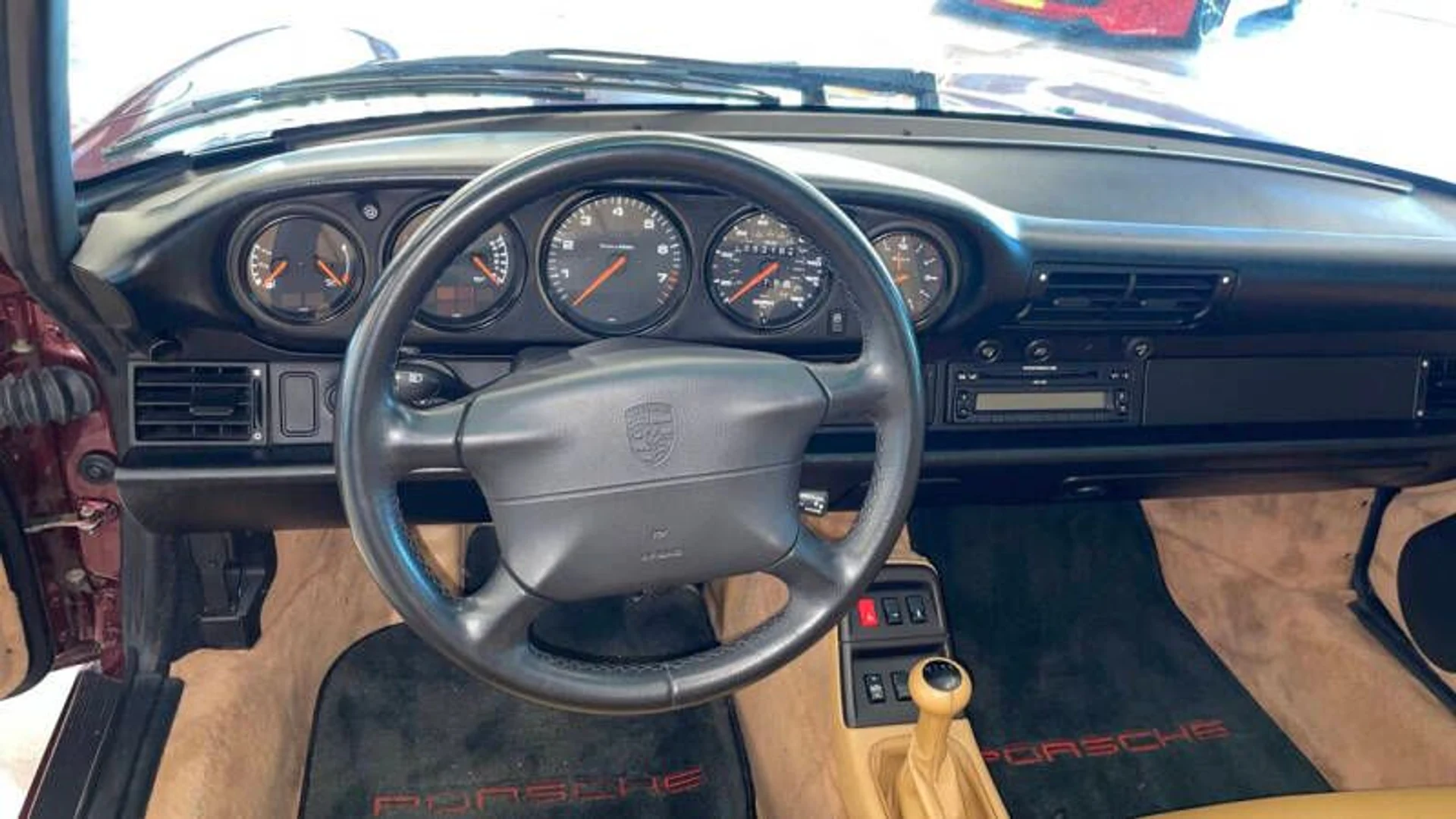 mph021_197211569_1997_porsche_911_carrera_2dr_convertible_1c9503990c