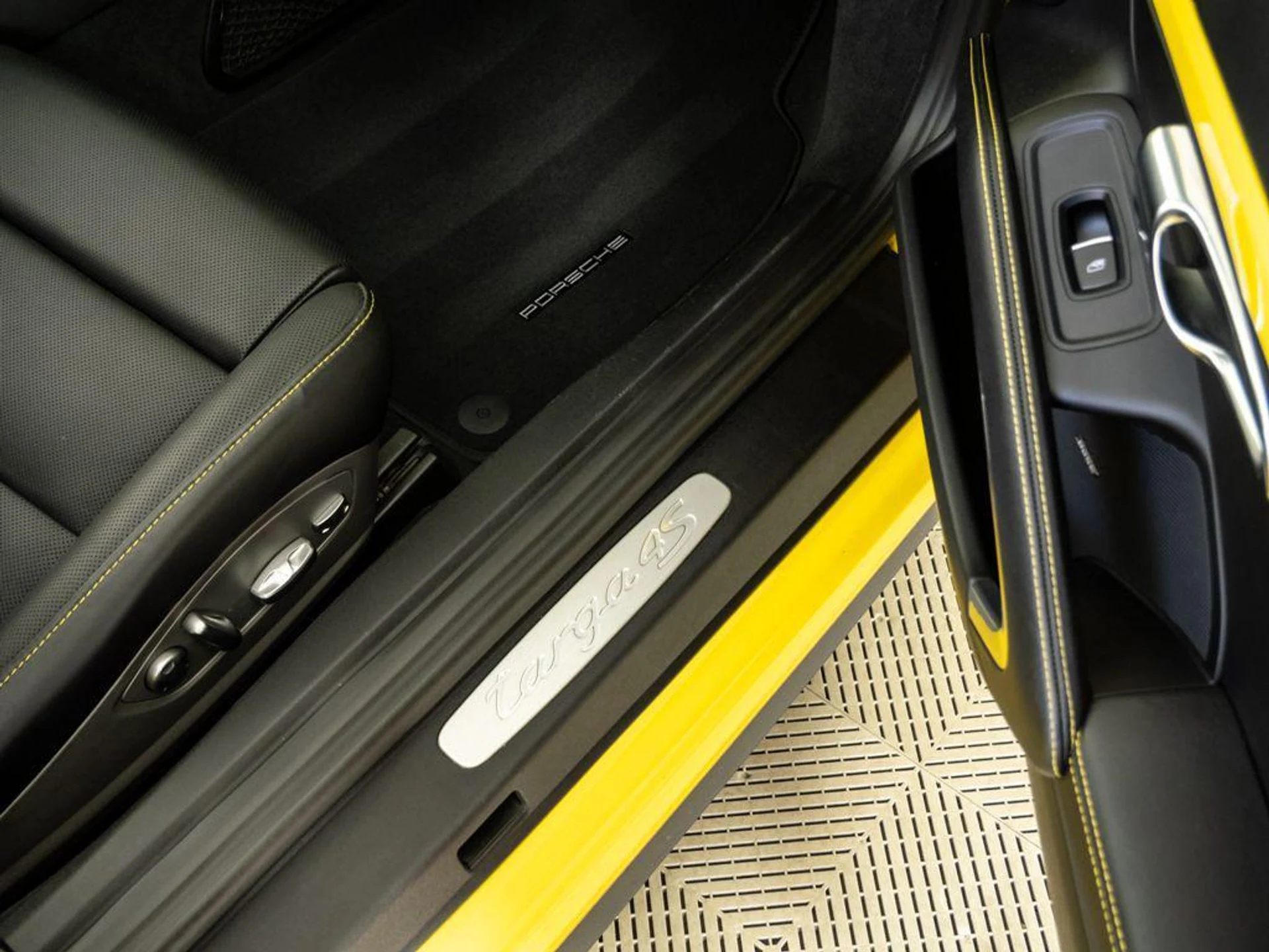 mph021_1972973891_91_L_Vl_F603_Hjmg_Lg_D_Ghwa_Xn_Z_u9s_084c96b51d