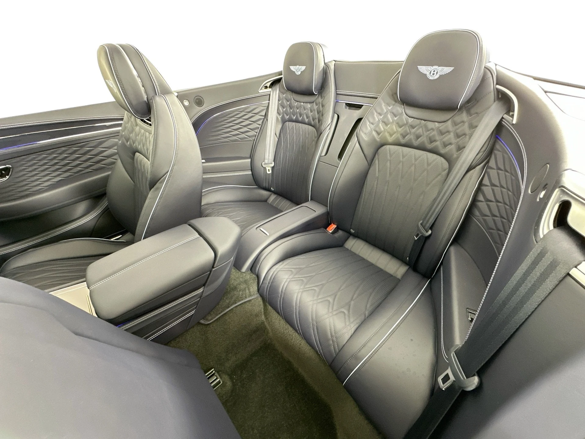 mph021_1982330680_22_549fa7f4d1