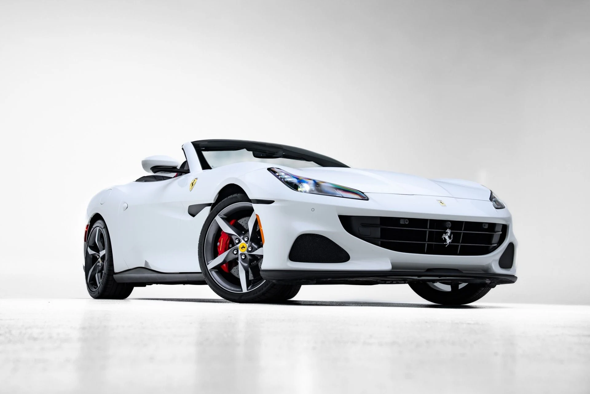 mph021_1983181373_Used_2022_Ferrari_Portofino_M_1773357506_c7f362d130