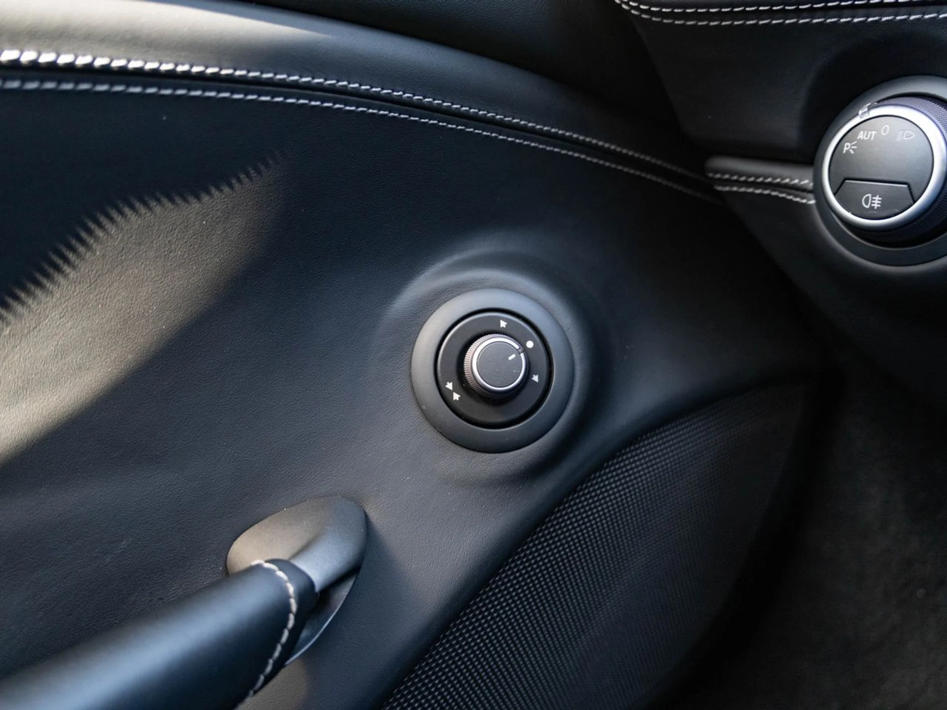 mph021_1988228435_05c9b10ed5c96bafac5b066618ed9090x_50d86ce4a7