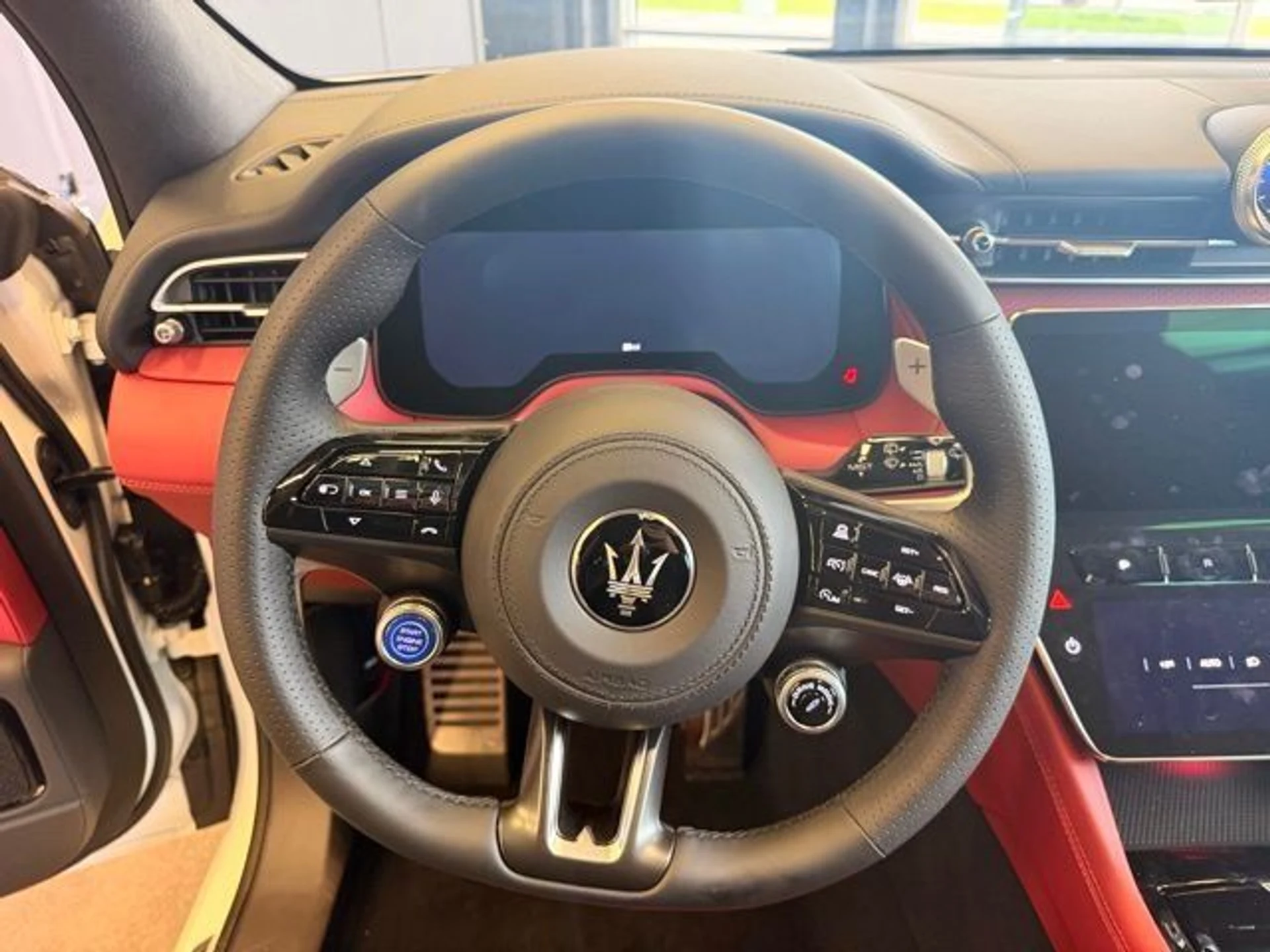 mph021_199512441_5844dd20765c4dbd2a67fdec592a5e08_351e3242b7