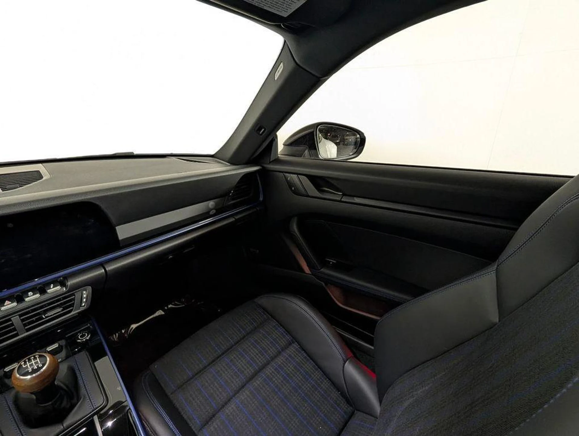 mph021_1998550454_KAGG_Lk_J7yc_Sx_Vl_T_Affl_YD_Rnlku_I_3458998f62