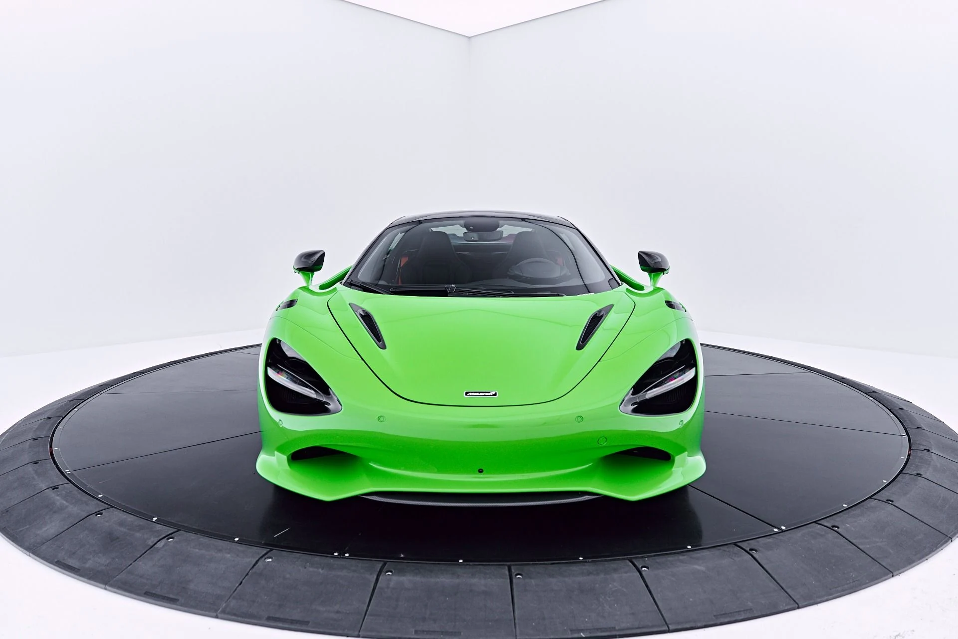 mph021_2003675407_Used_2025_Mc_Laren_750_S_1784081688_457d5d24a6