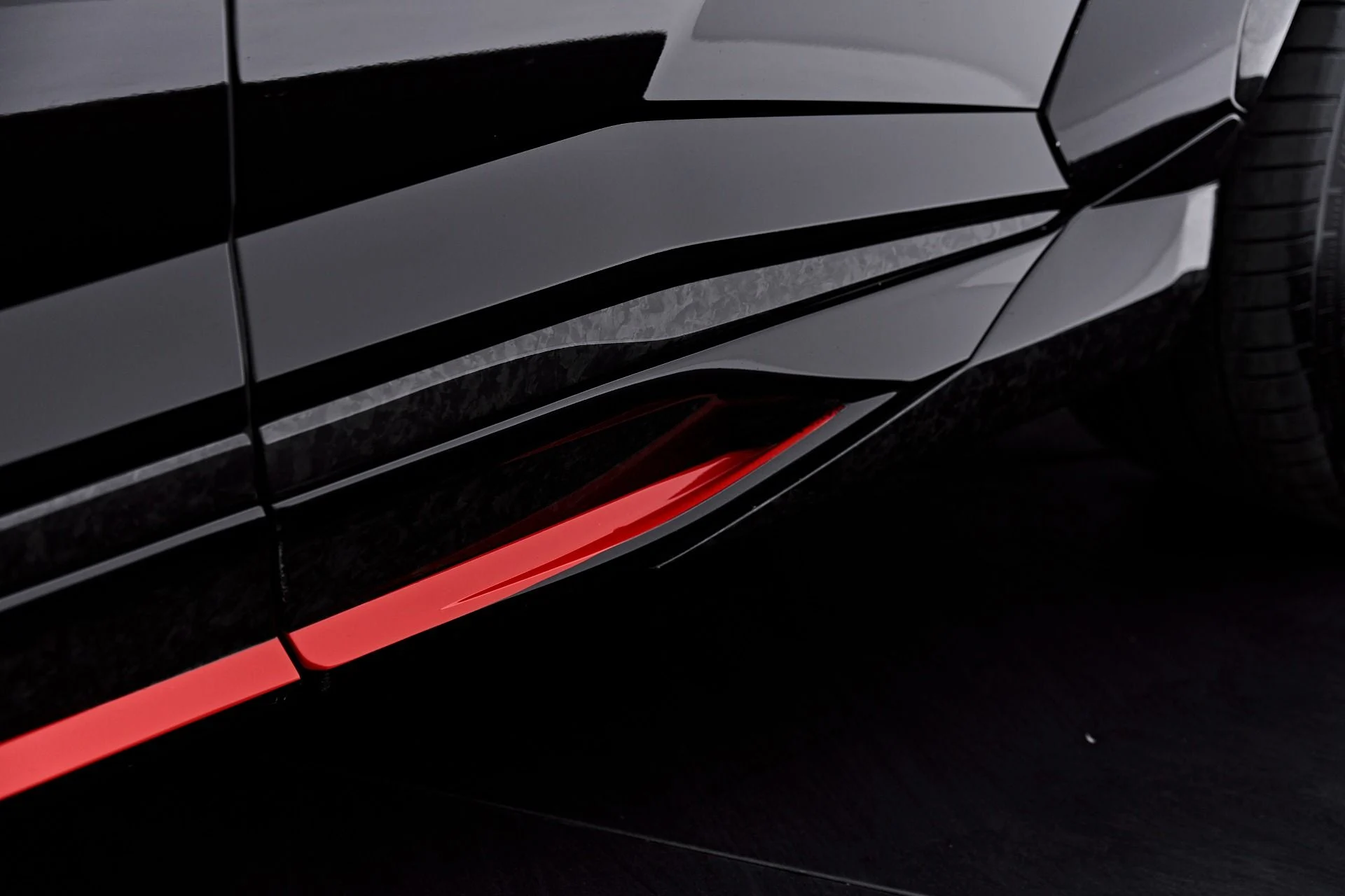 mph021_2019450907_Used_2022_Lamborghini_Urus_1788219547_059e48cea3