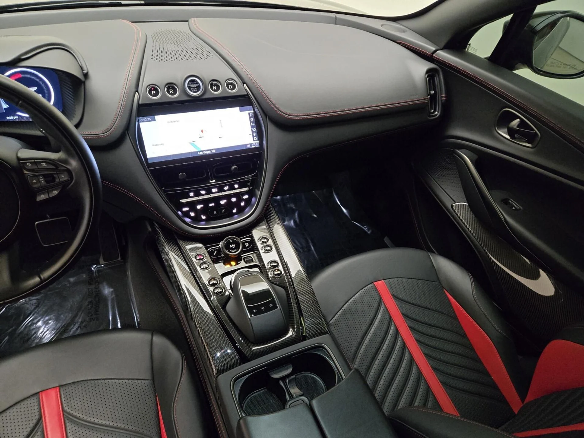 mph021_2022130923_Used_2023_Aston_Martin_DBX_707_1777354915_96a52d5f6d