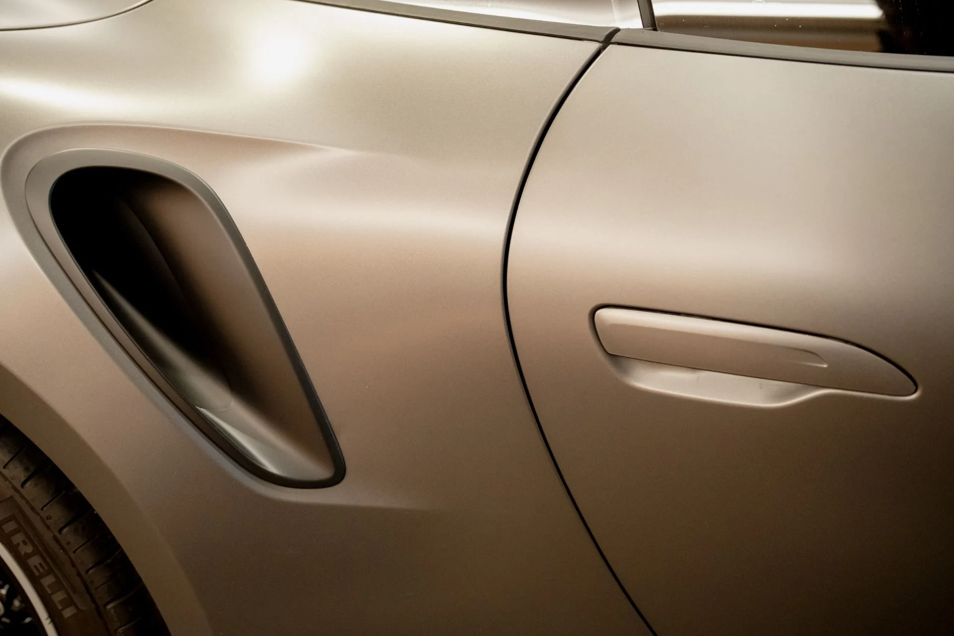 mph021_2022430831_Used_2023_Porsche_911_Turbo_S_1778189282_beaba41e18