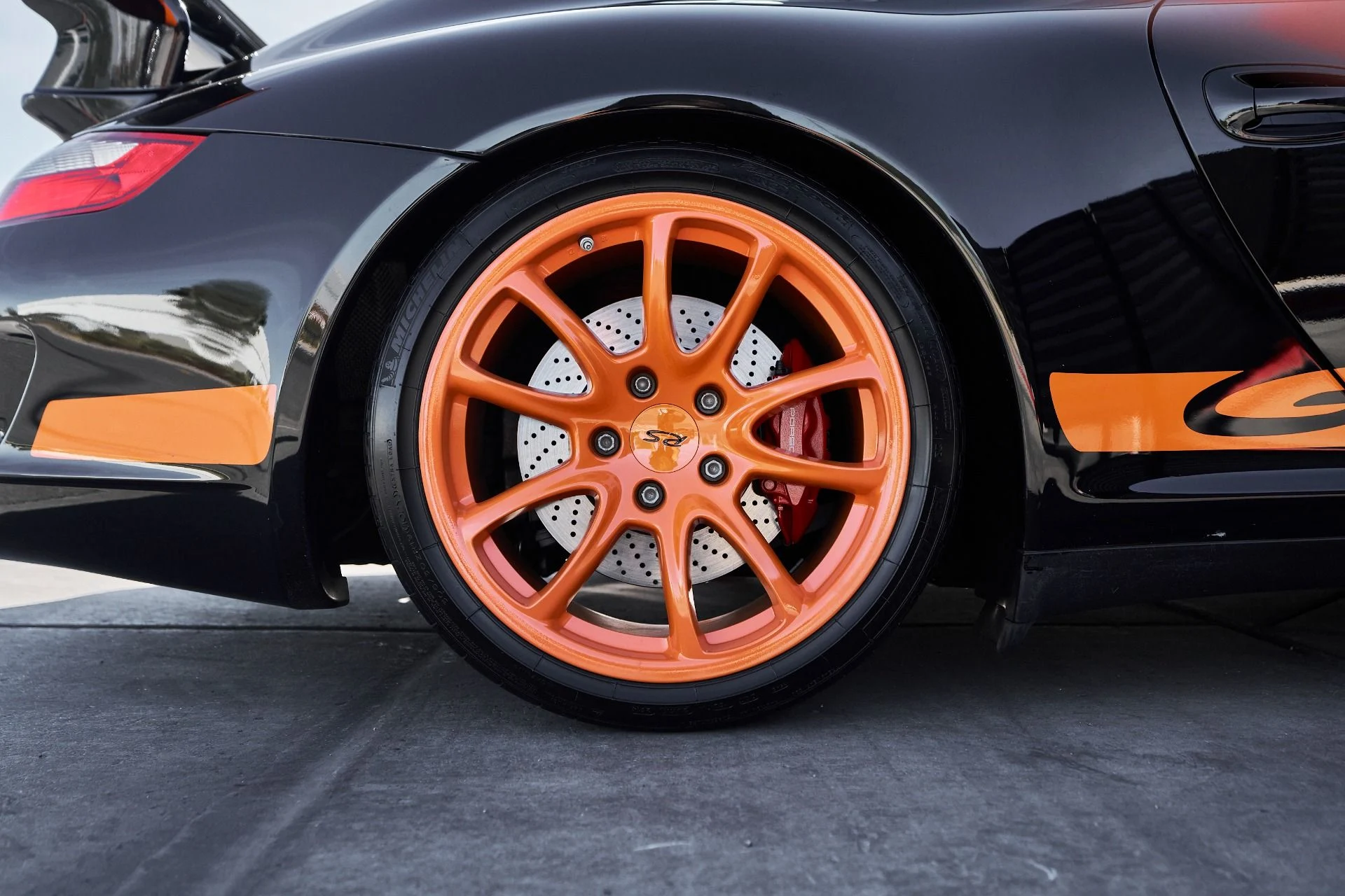 mph021_2025081723_Used_2007_Porsche_911_RS_1763228674_a7ae855e11